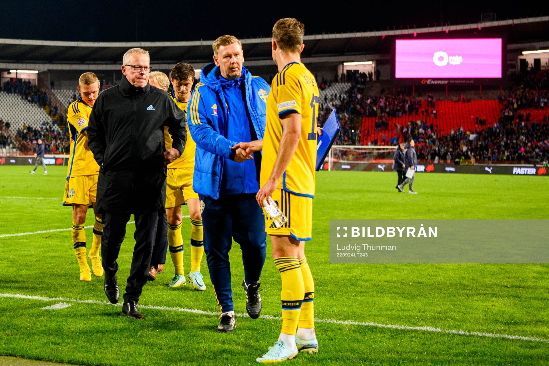 Head coach Janne Andersson and assistant coach Peter