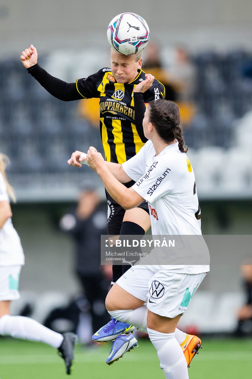 Häckens Filippa Curmark och Brommapojkarnas Frida Boriero