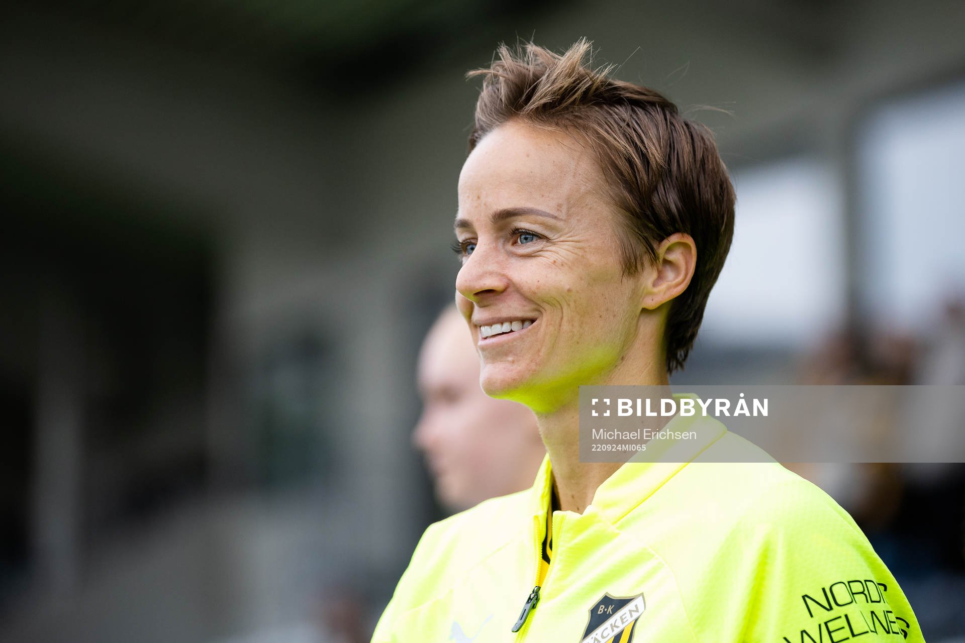 Häckens Aivi Luik innan fotbollsmatchen i Damallsvenskan
