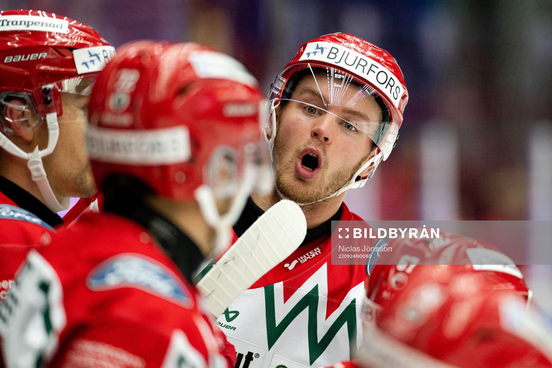 Frölundas Filip Johansson reagerar