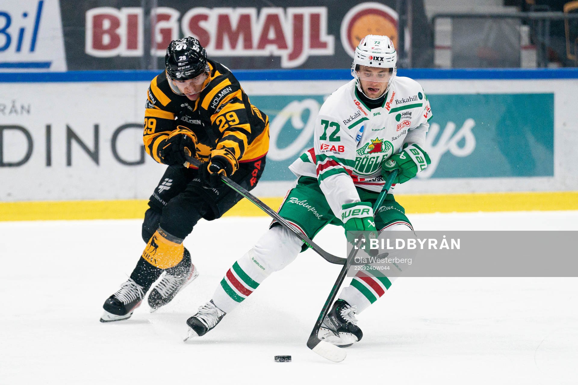 Skellefteås Albin Sundsvik och Rögles Daniel Zaar