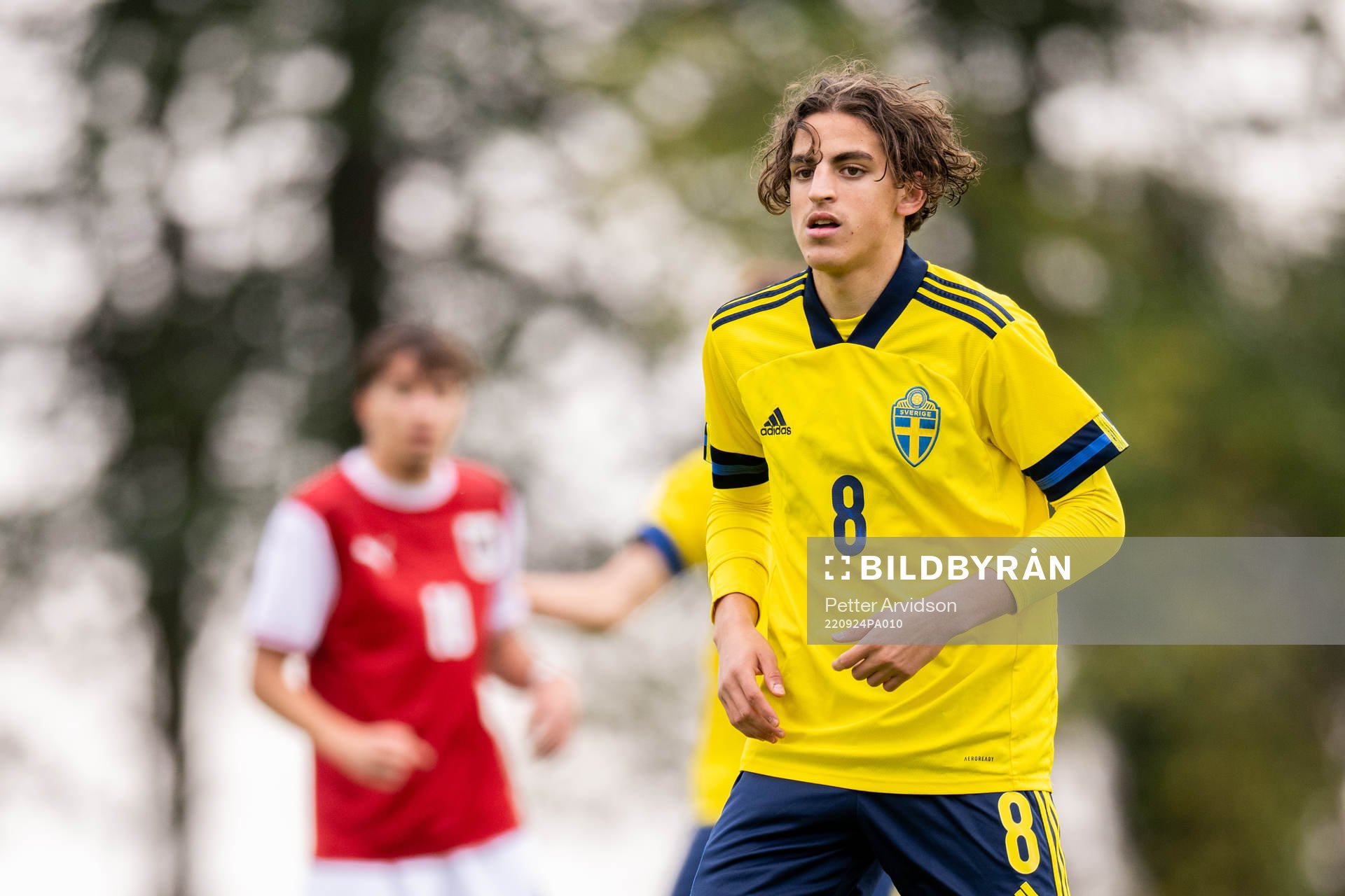 Taha Ayari of Sweden