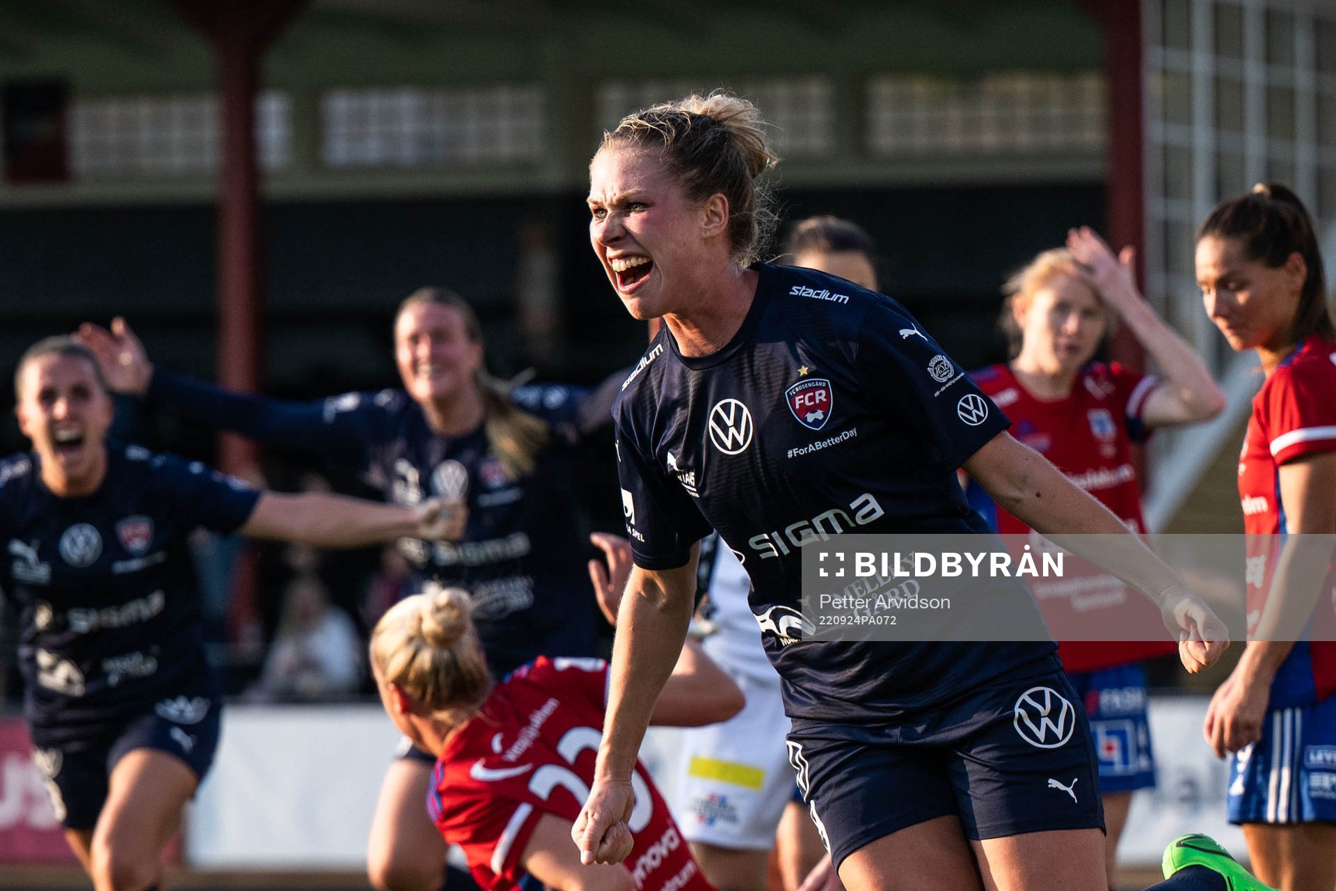 FC Rosengårds Rebecca Knaak jublar