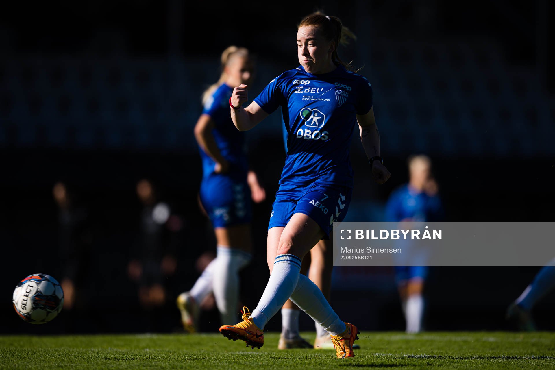 Marie Hella Andresen of Kolbotn warms up