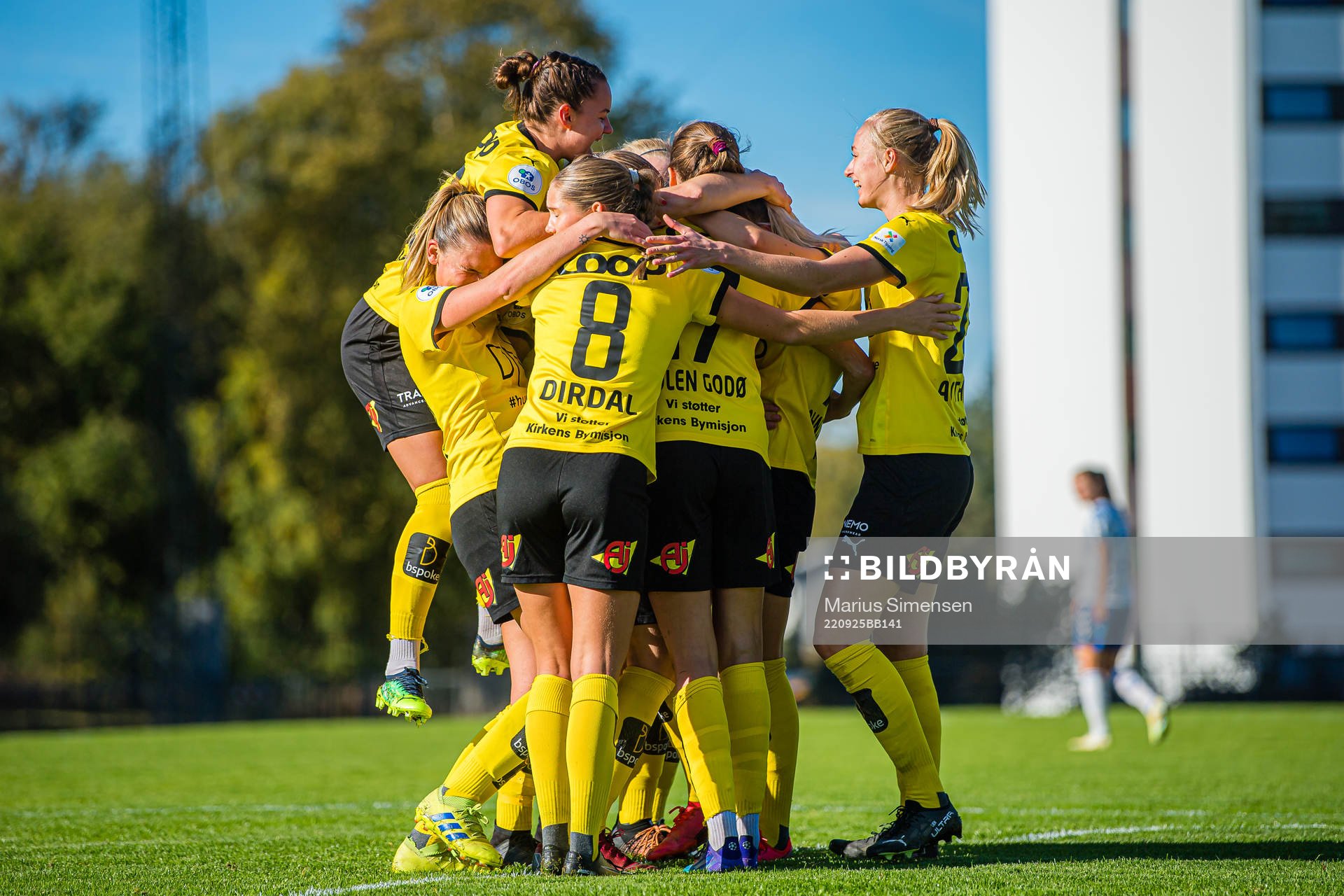 Eva Amanda Johnsson Haahr of LSK Kvinner celebrates