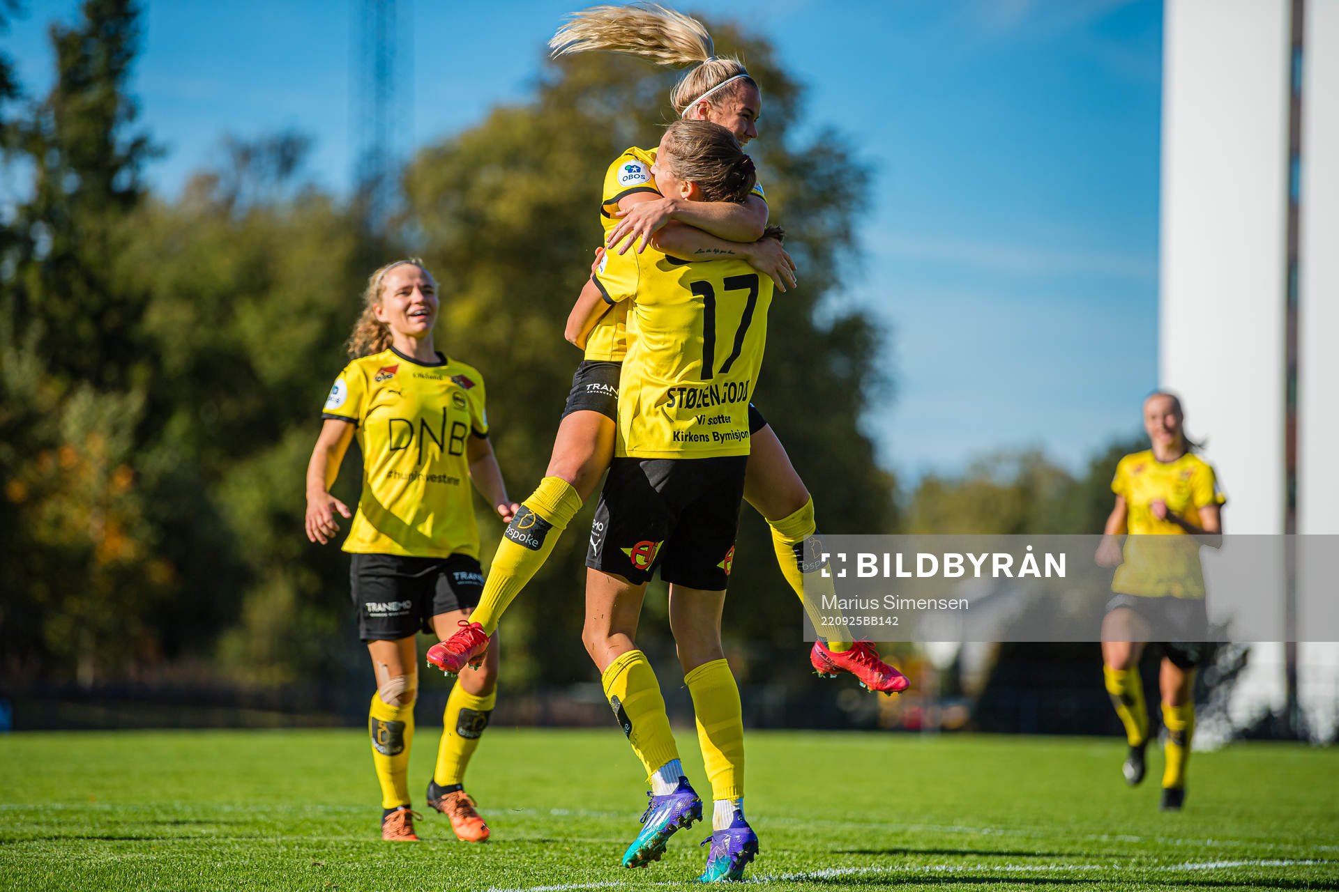Eva Amanda Johnsson Haahr of LSK Kvinner celebrates