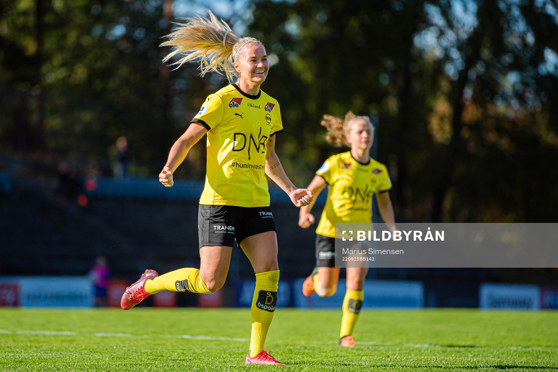 Eva Amanda Johnsson Haahr of LSK Kvinner celebrates