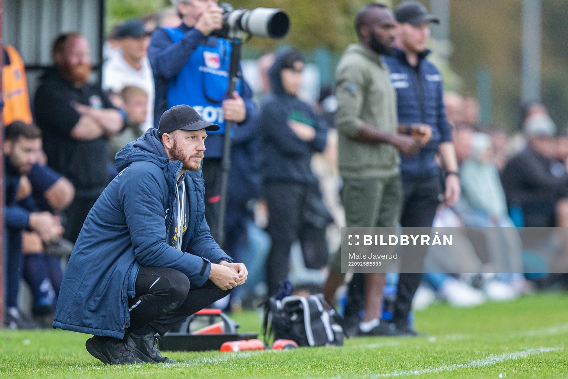 Klagshamns tränare Daniel Pode under fotbollsmatchen i Divison 4 Sydvästra mellan FC Trelleborg och Klagshamn den 25 september 2022 i Trelleborg.