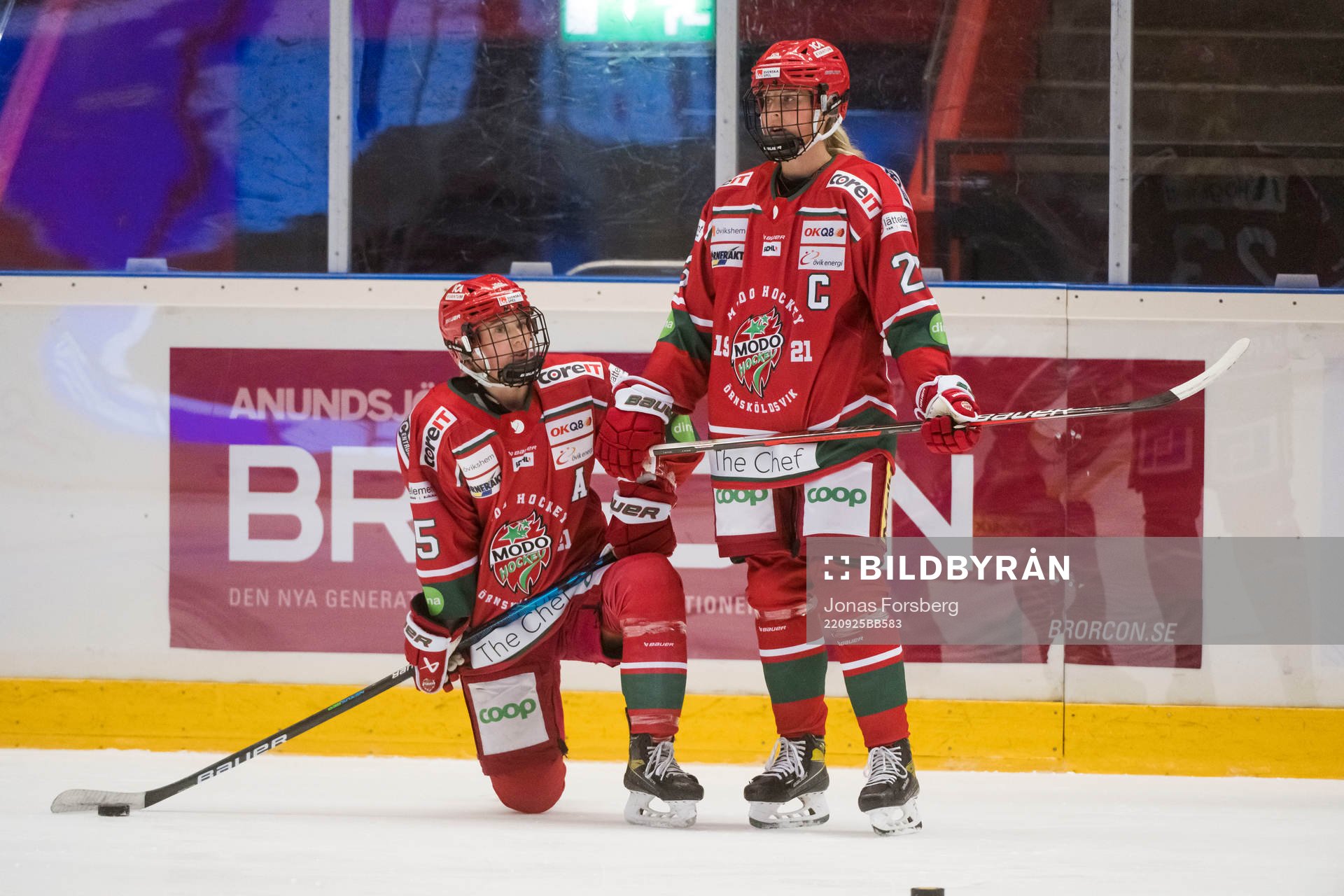 Modos Jaycee Magwood och Daniela Pejsova  innan