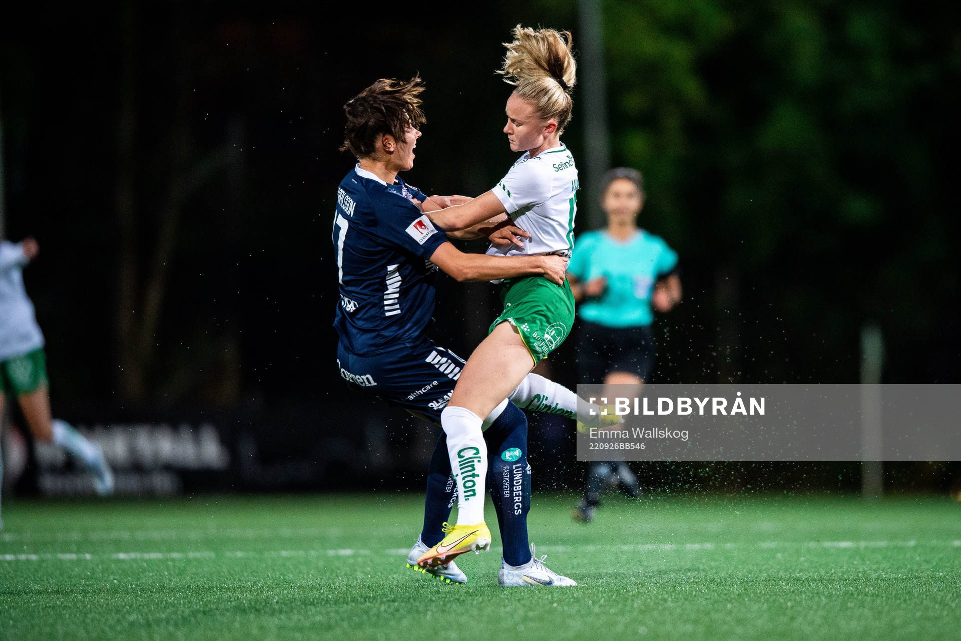 Linköpings Nellie Karlsson i kollision med Hammarbys