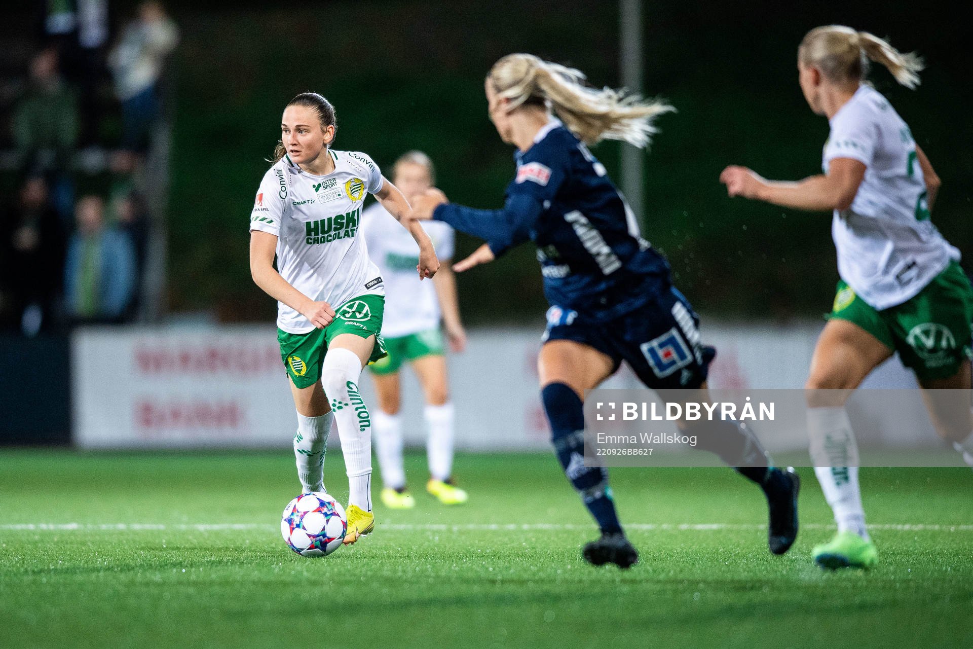Hammarbys Vilde Hasund under fotbollsmatchen i Damallsvenskan mellan Hammarby och Linköping den 26 september 2022 i Stockholm. 