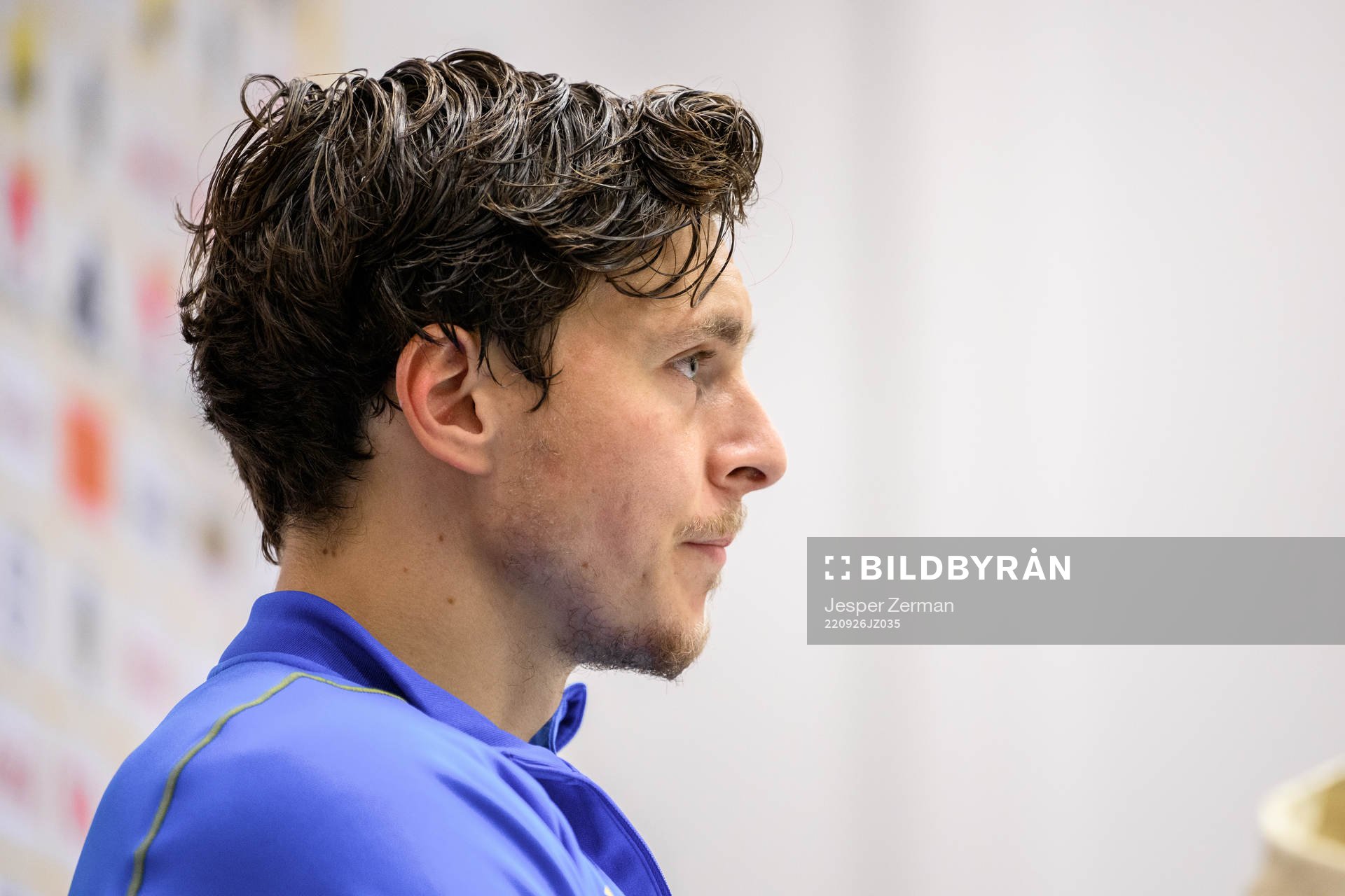 Victor Nilsson Lindelöf at a press conference