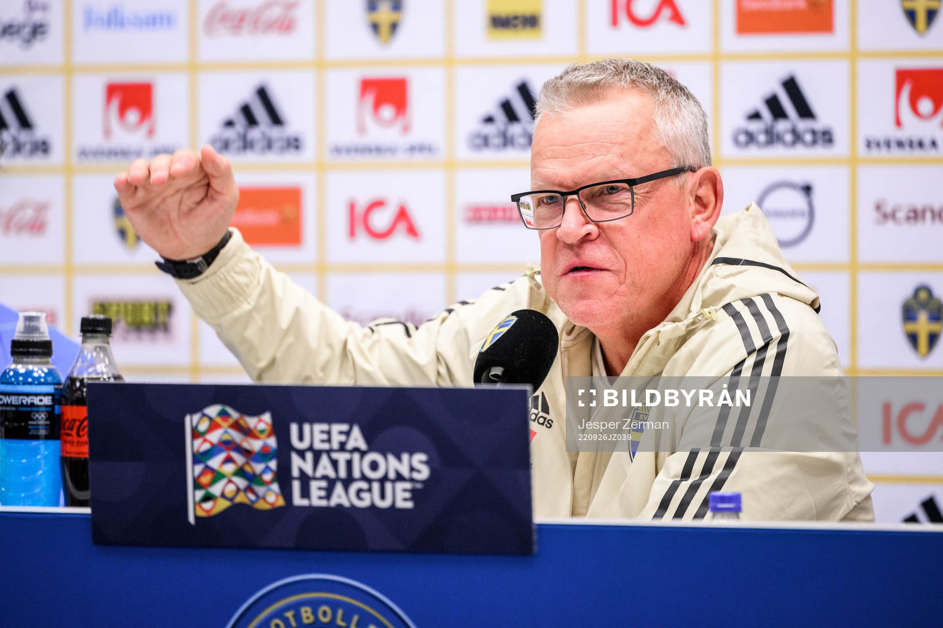 Head coach Janne Andersson at a press conference
