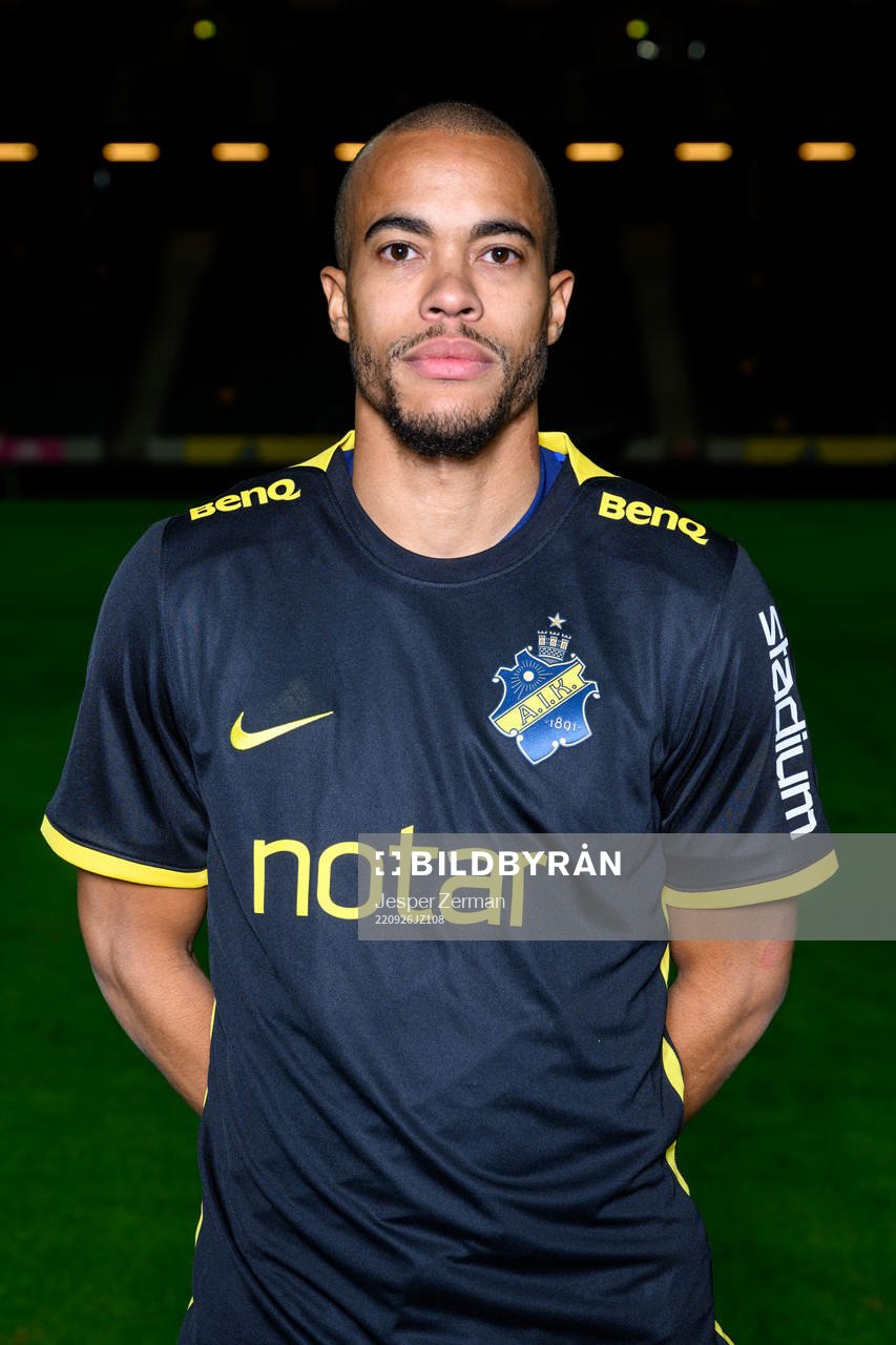 Robin Quaison poses for a portrait with the jersey of his parent club AIK ahead of a training session with the Swedish national football team on September 26, 2022 in Stockholm.