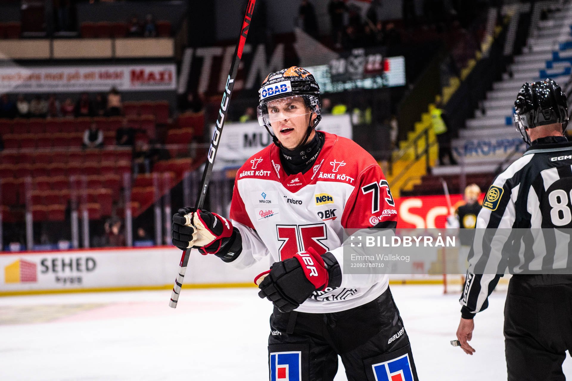 Örebros Oliver Eklind jublar