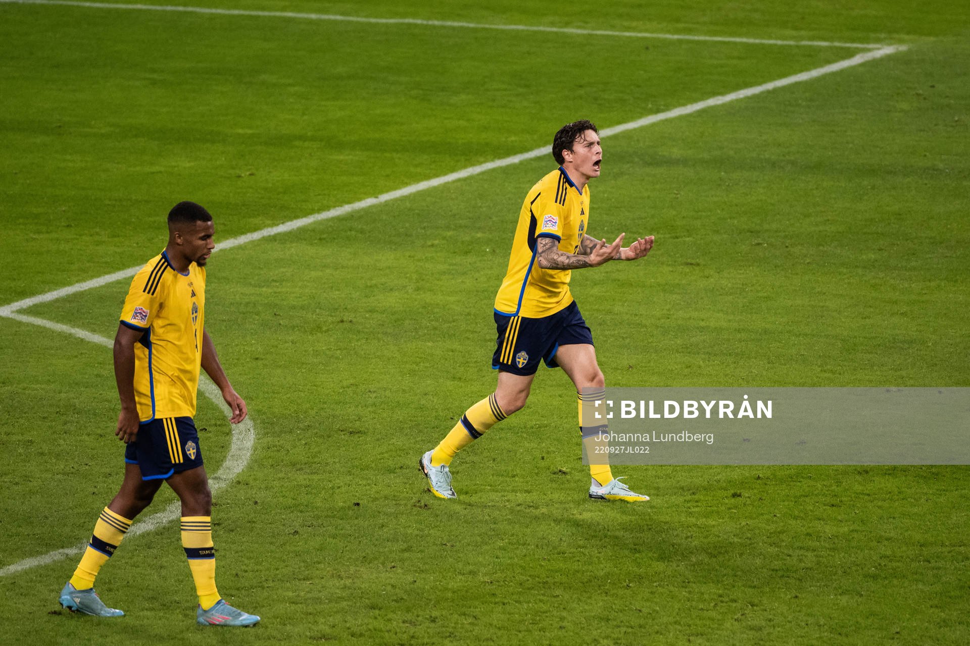 Isak Hien and Victor Nilsson Lindelöf of Sweden looks