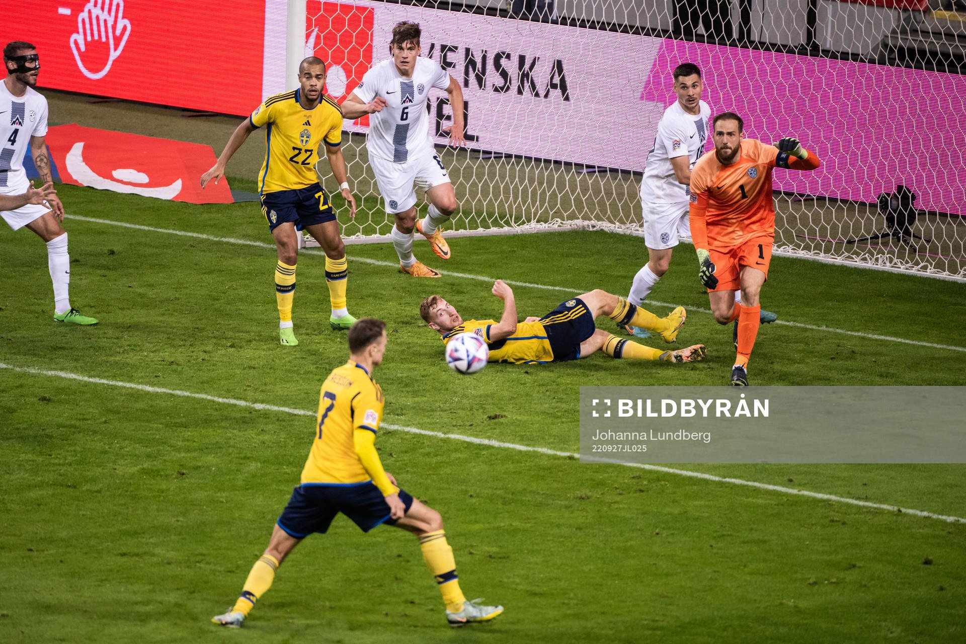 Viktor Claesson, Robin Quaison and Dejan Kulusevski of