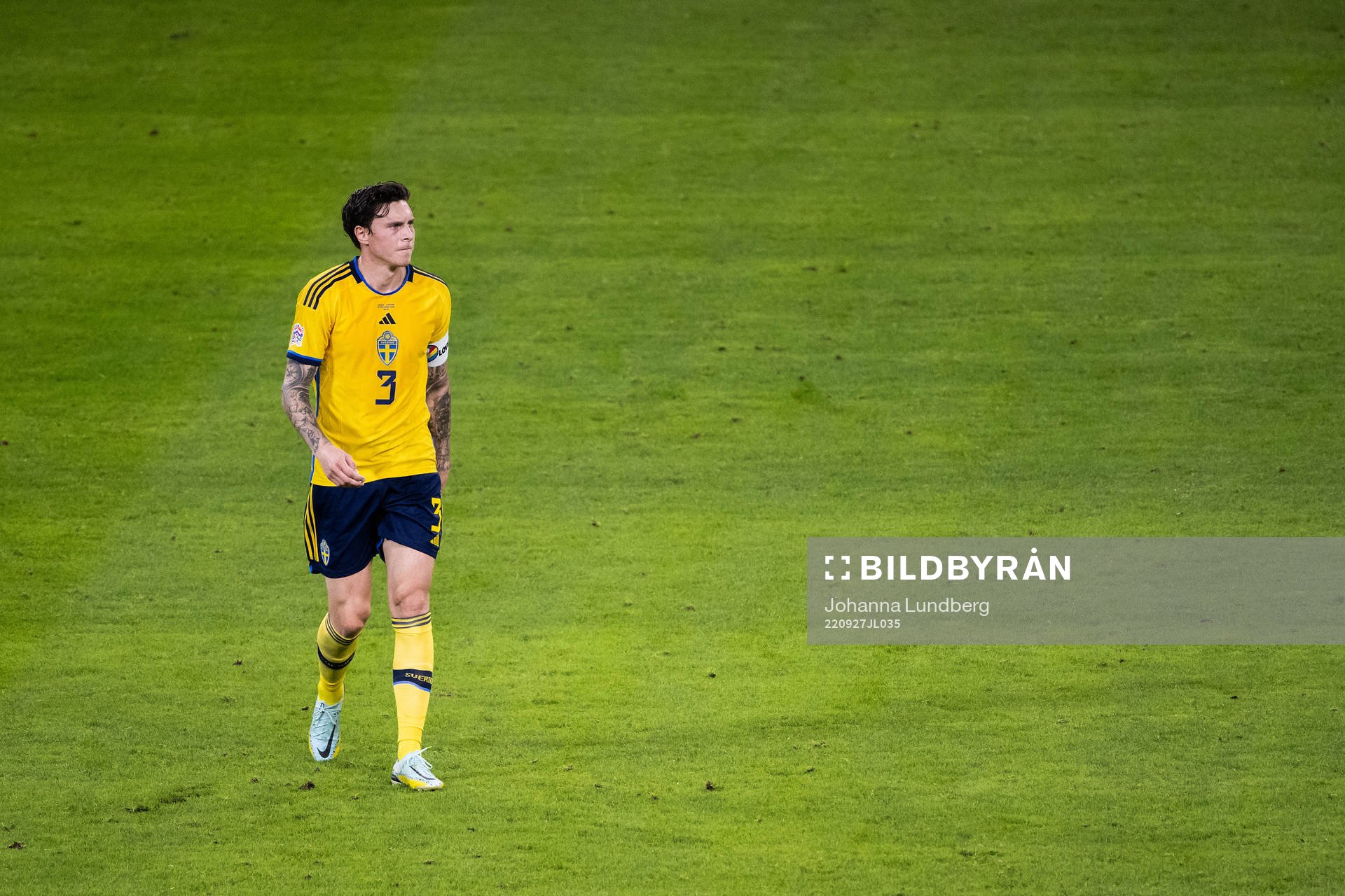 Victor Nilsson Lindelöf of Sweden looks dejected