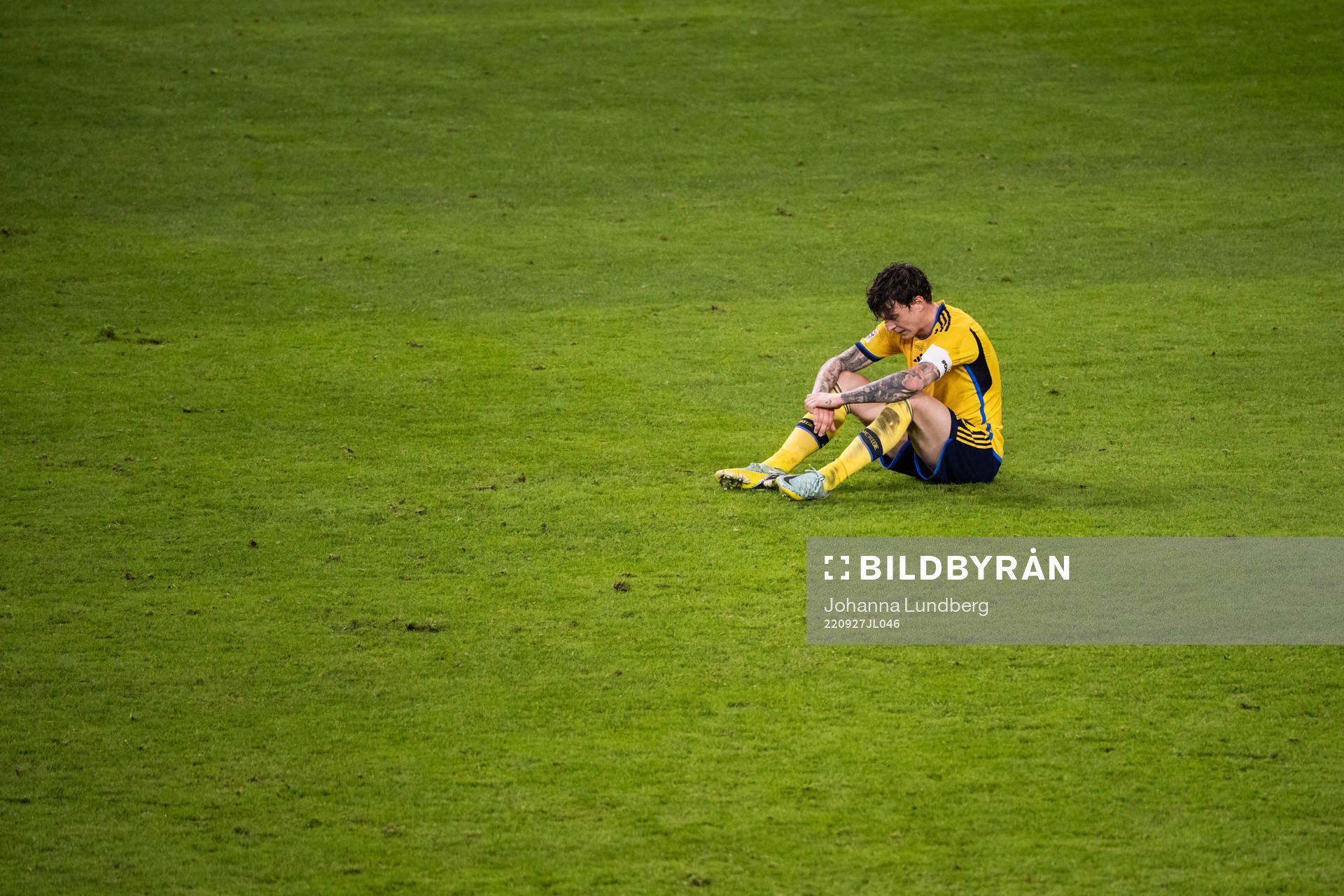 Victor Nilsson Lindelöf of Sweden looks dejected