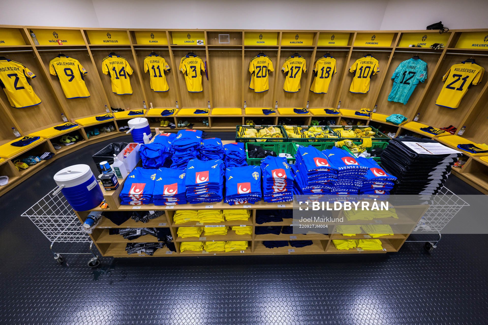 Jerseys of Joel Andersson, Patrik Wålemark, Edvin