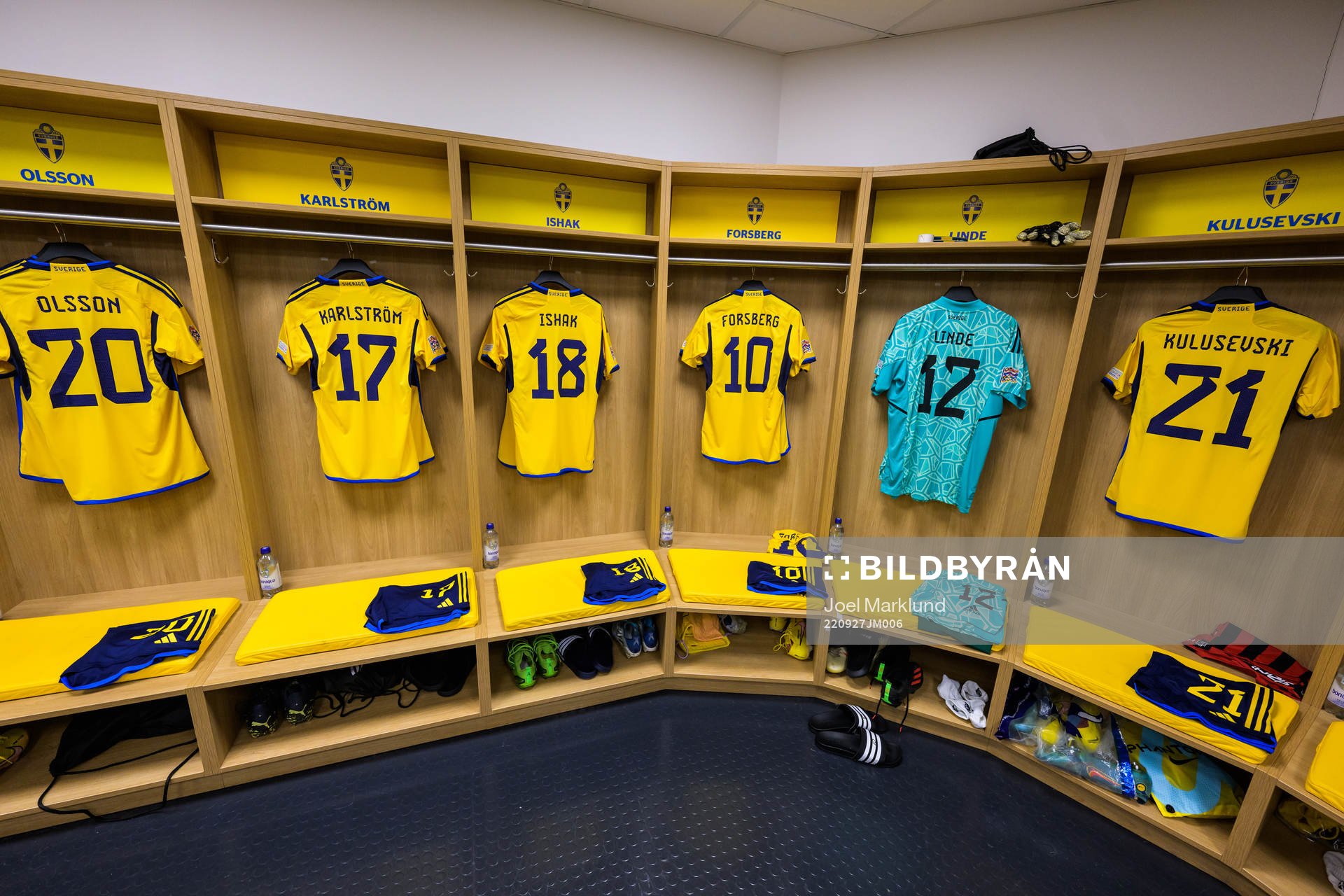 Jerseys of Kristoffer Olsson, Jesper Karlström, Mikael