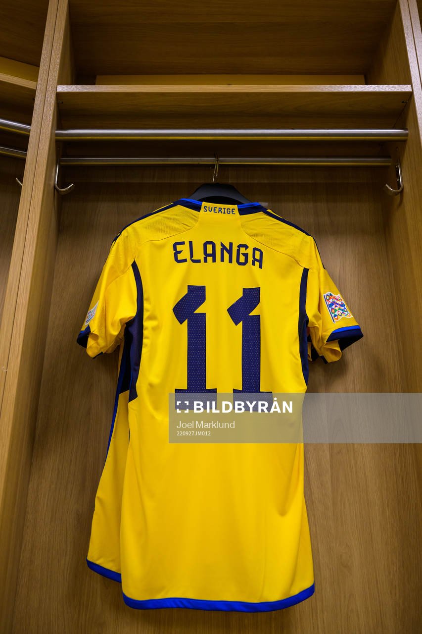 Jersey of Anthony Elanga in the dressing room of Sweden ahead of the Nations League football match between Sweden and Slovenia on September 27, 2022 in Stockholm.