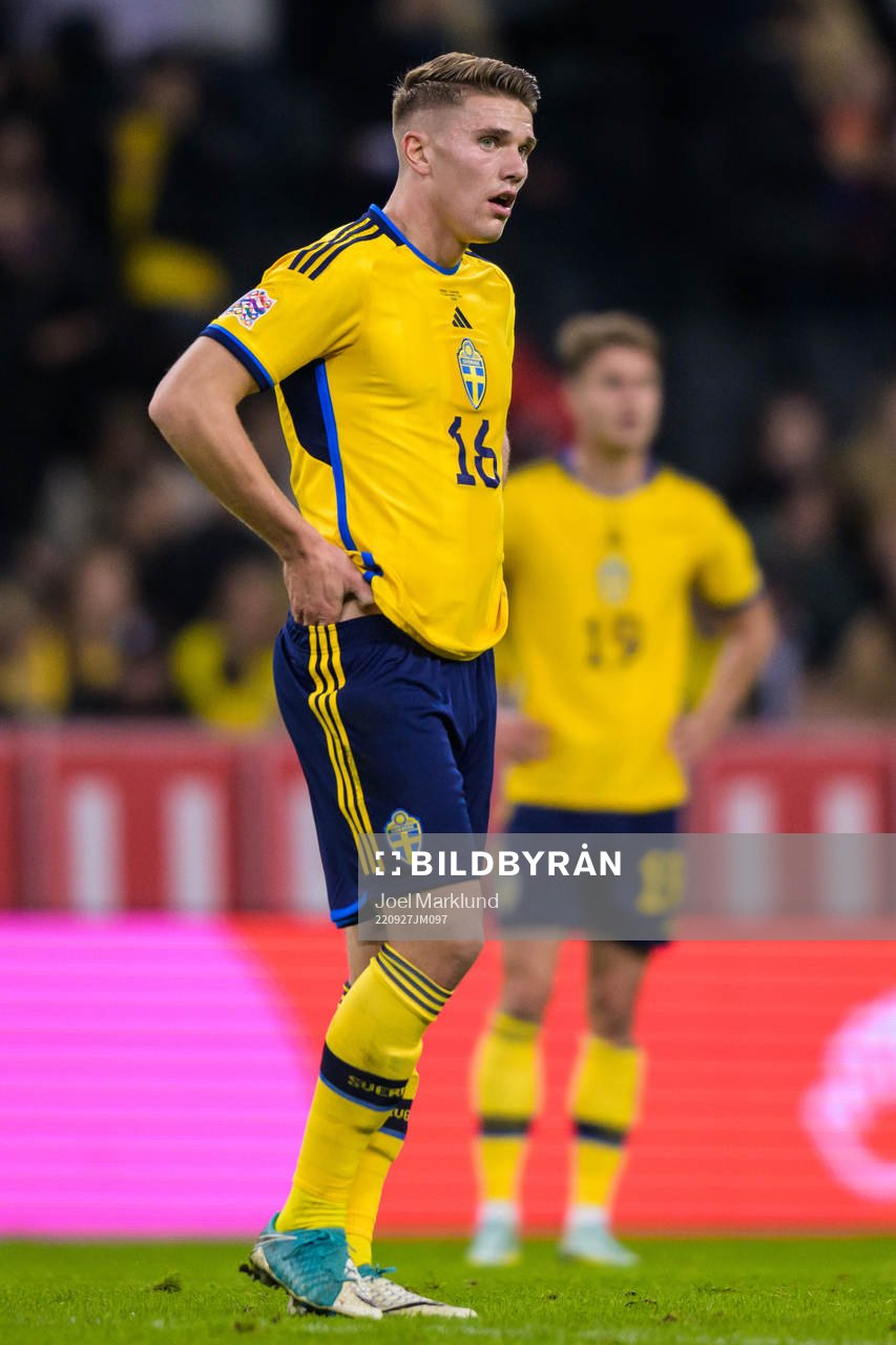 Viktor Gyökeres of Sweden looks dejected