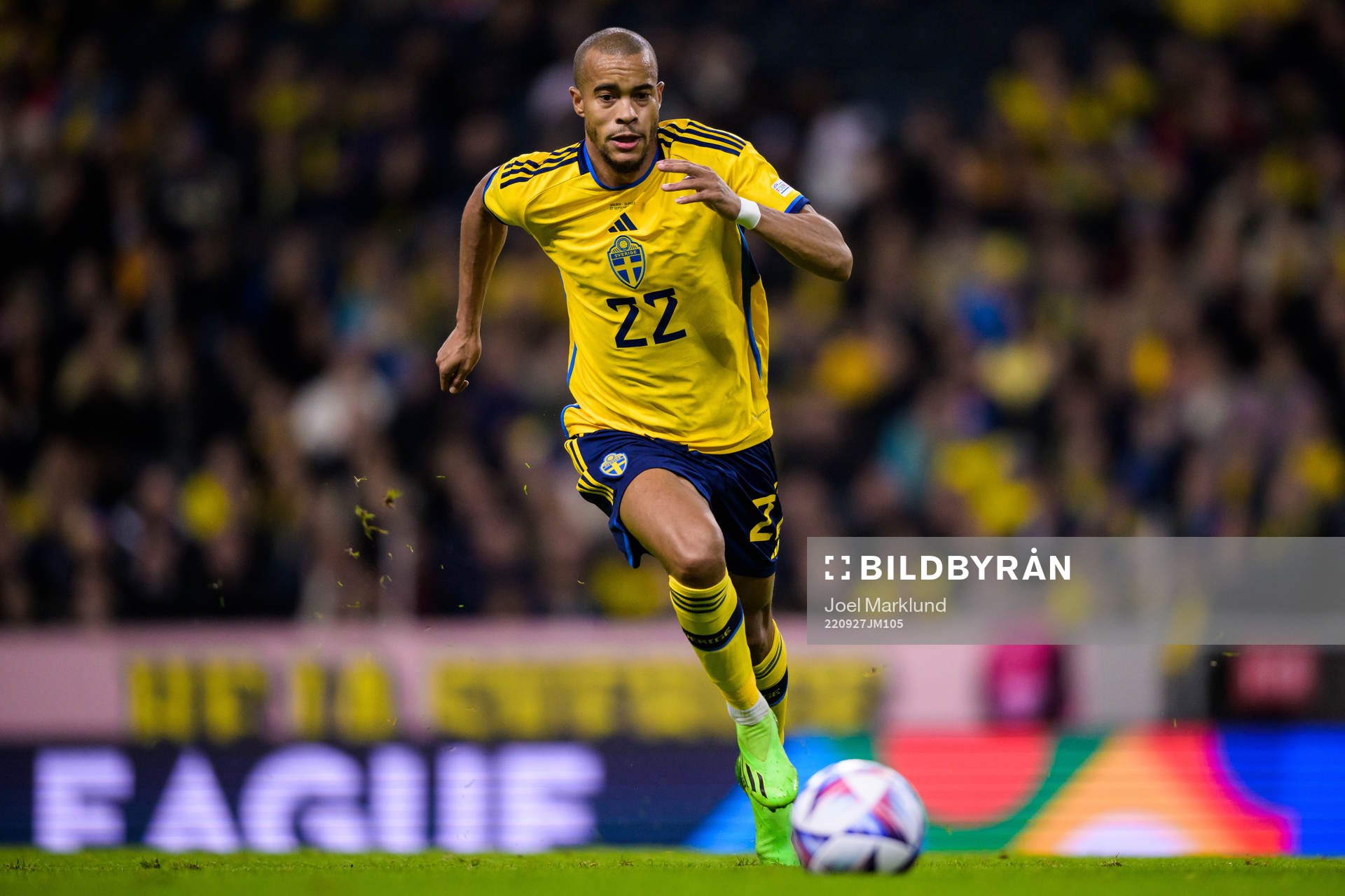 Robin Quaison of Sweden