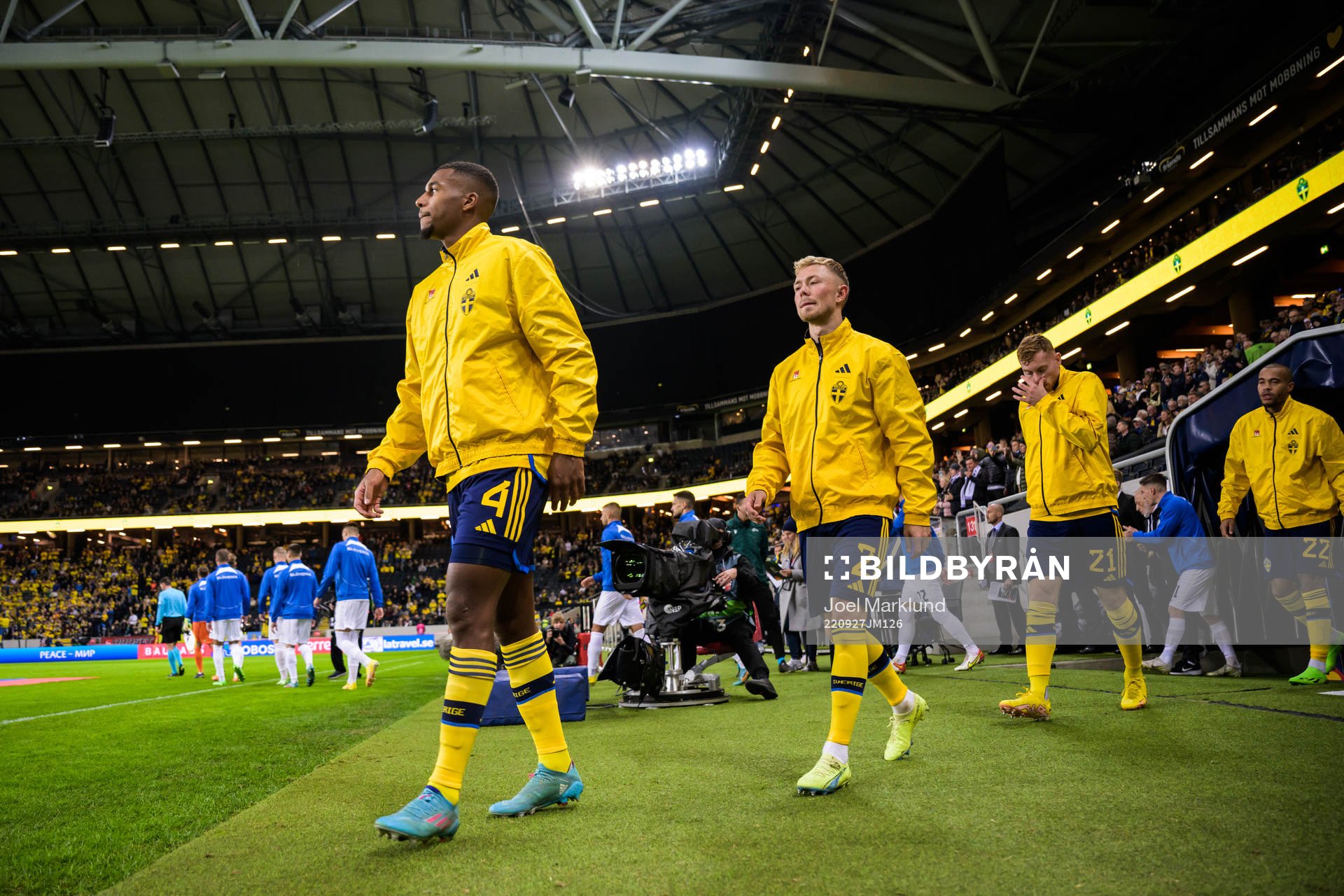 Isak Hien, Joel Andersson and Dejan Kulusevski of Sweden