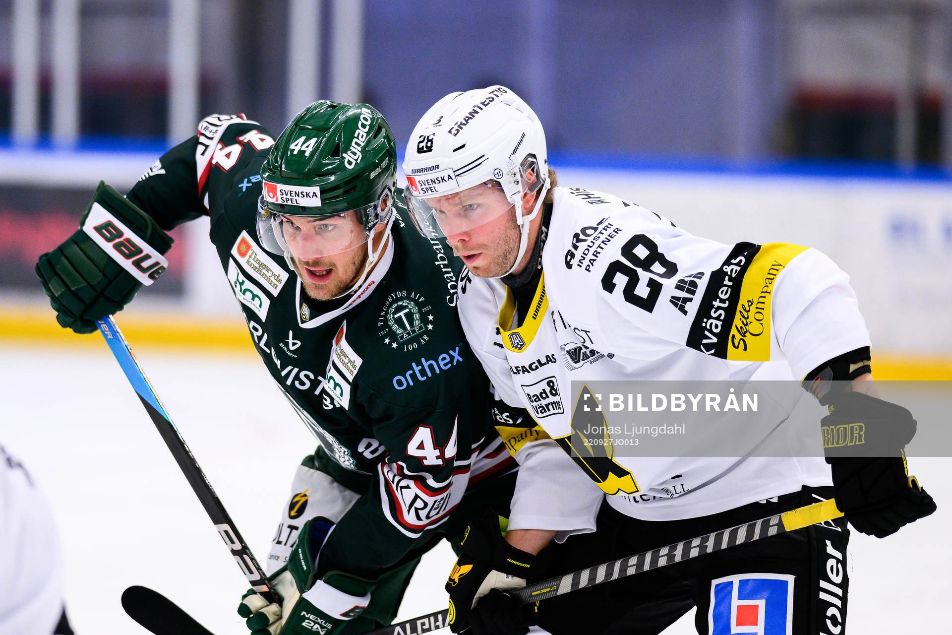 Tingsryds Jonatan Harju och Västerås Lukas Zetterberg