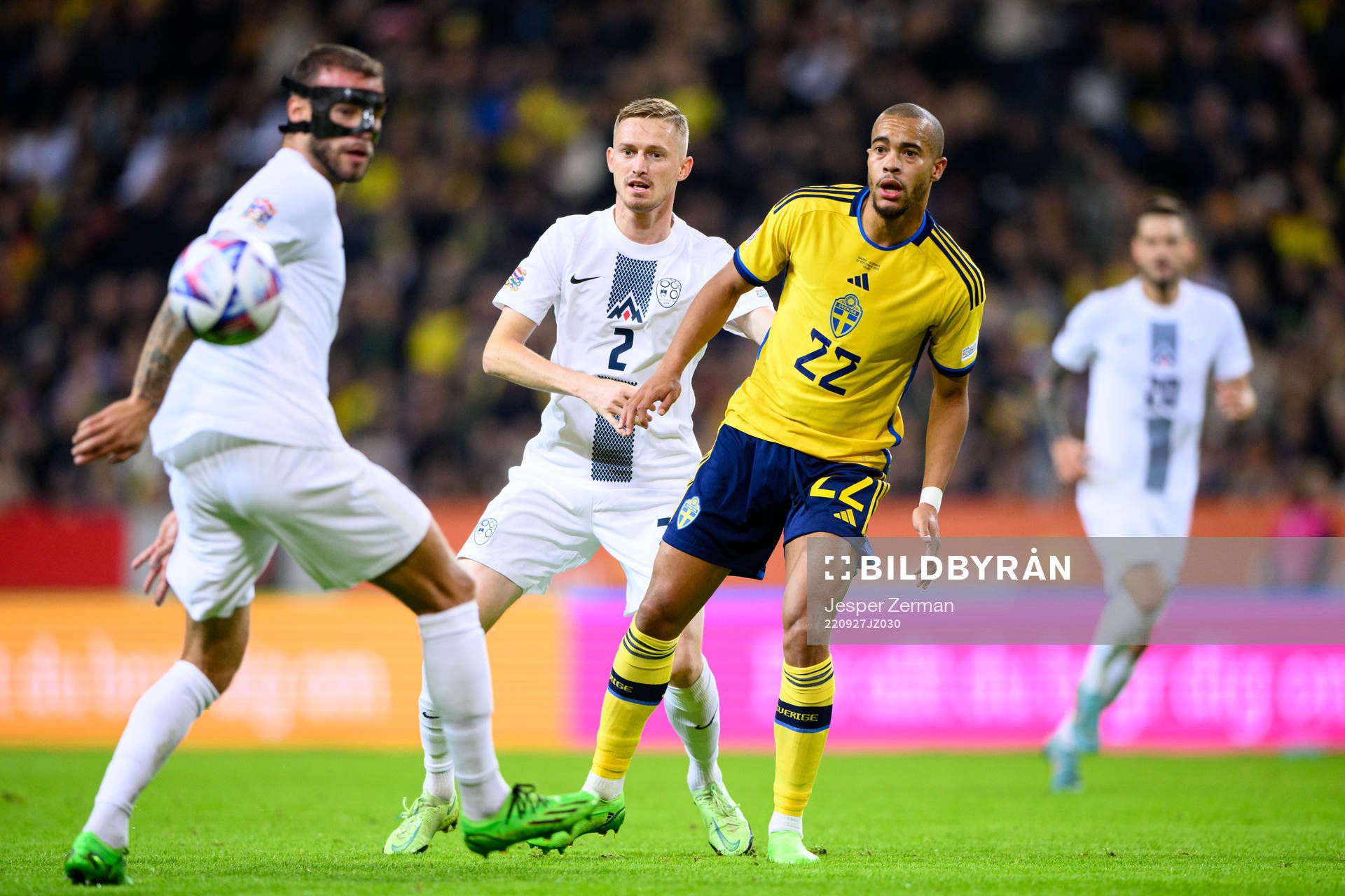Zan Karnicnik of Slovenia and Robin Quaison of Sweden