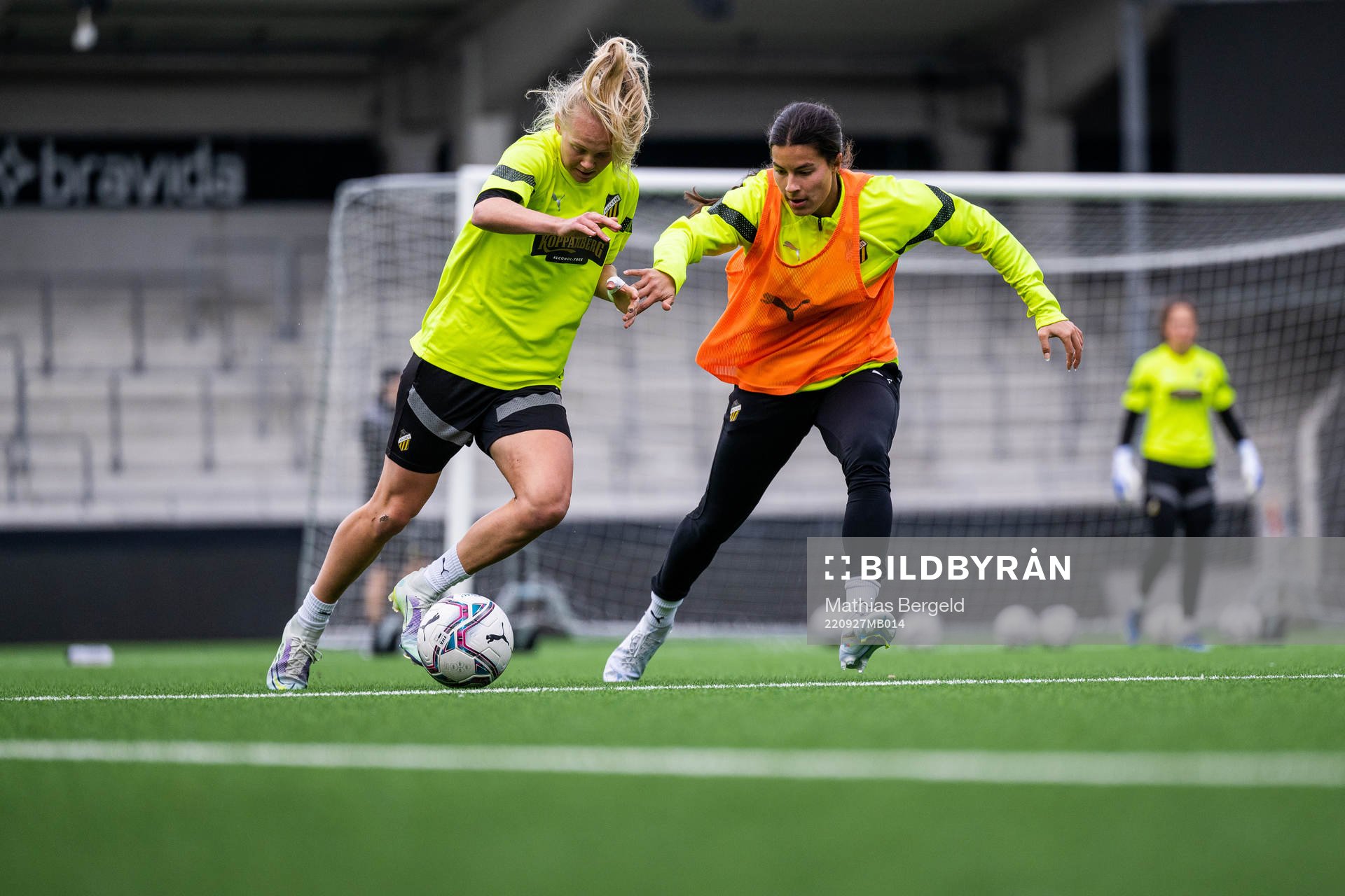 Molly Johansson and Emily Madril