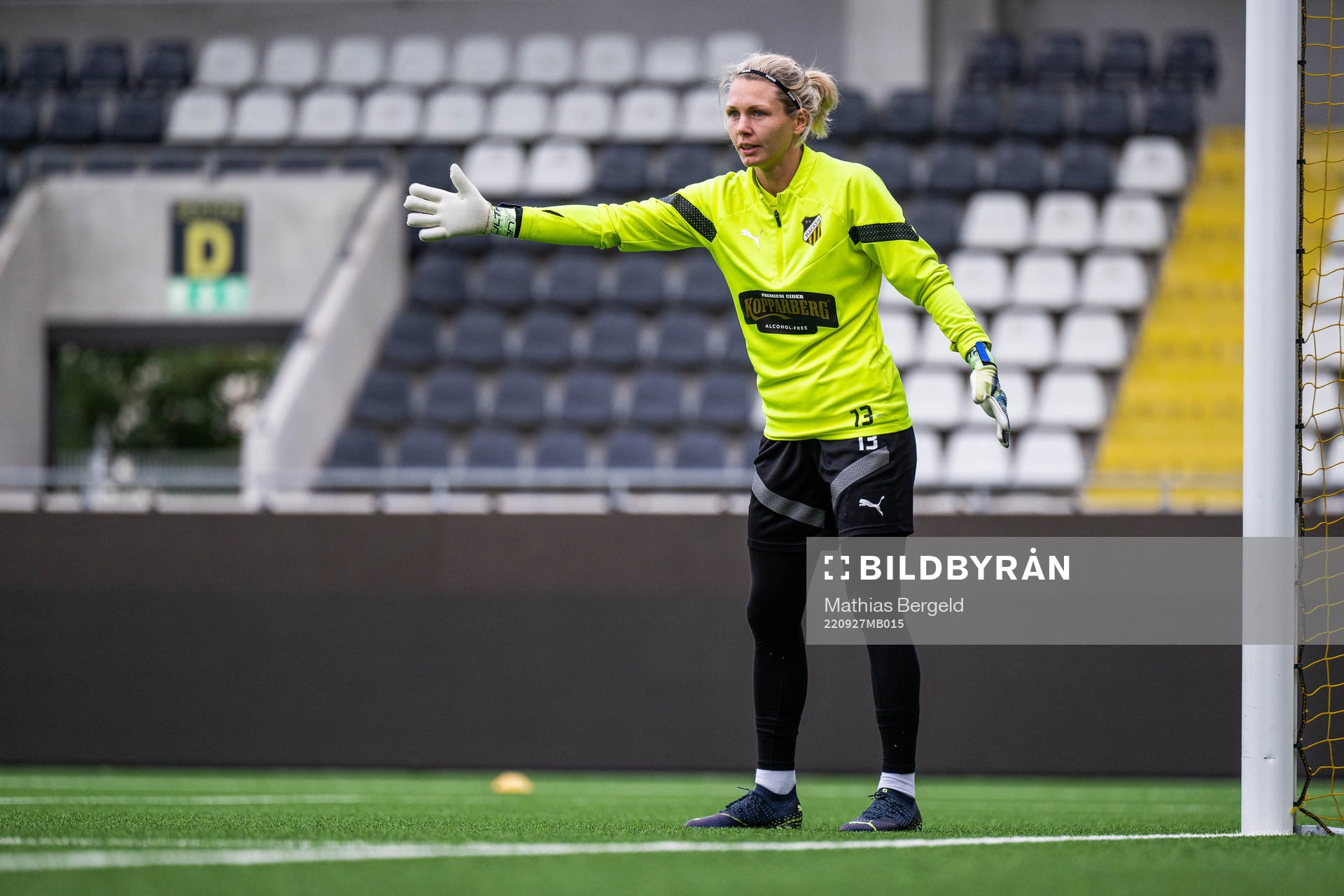 goalkeeper Jennifer Falk