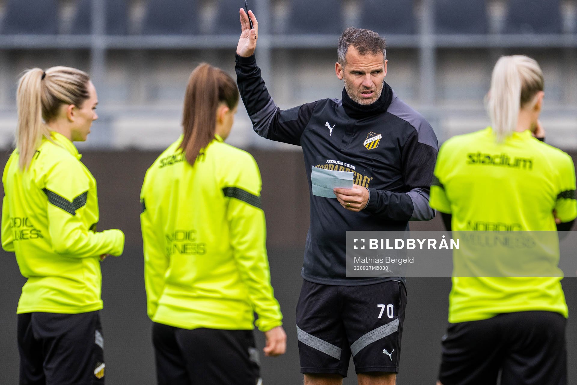 Head coach Robert Vilahamn