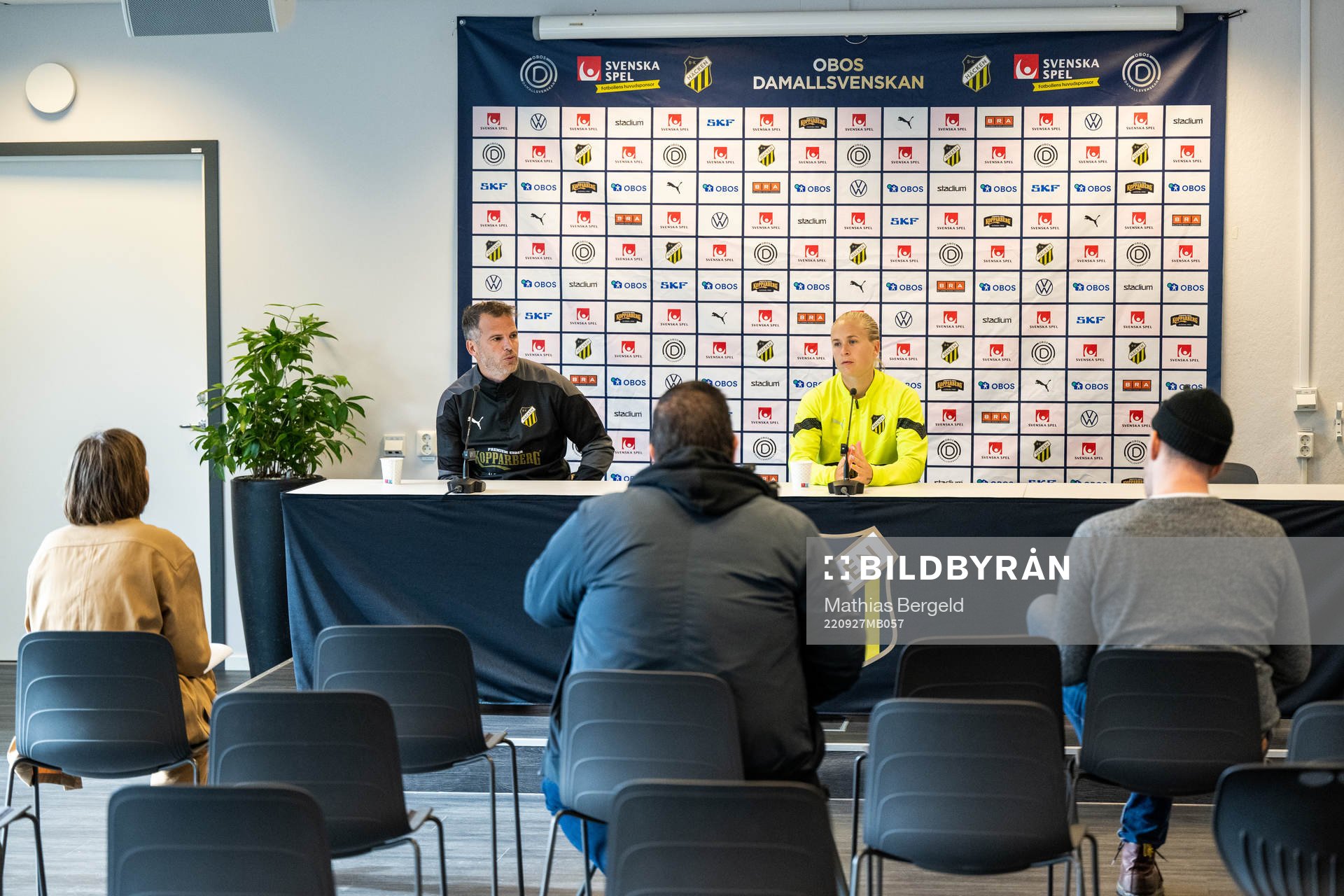 Head coach Robert Vilahamn and Filippa Curmark