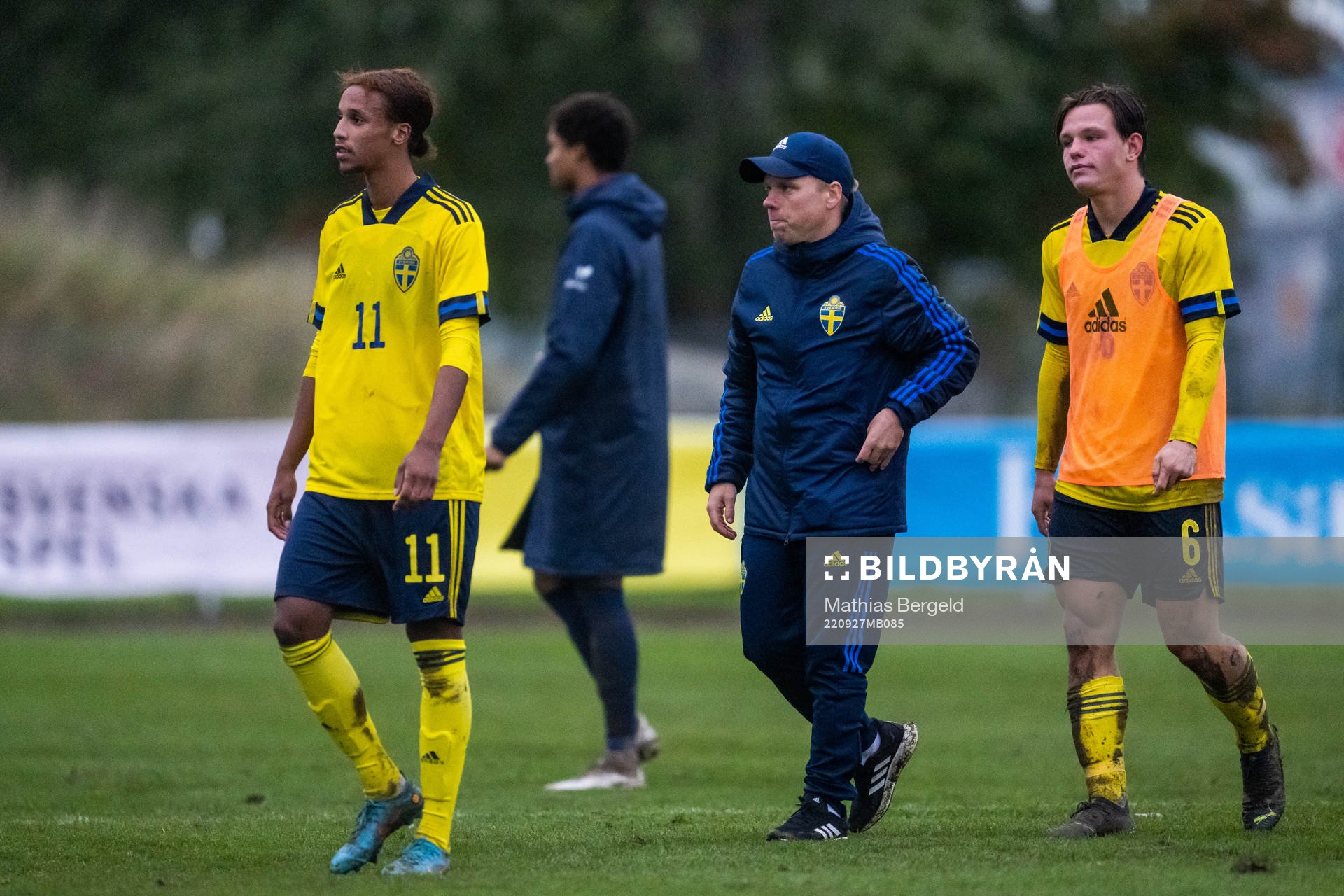 Sveriges Shakur Omar, förbundskapten Viktor Eriksson och