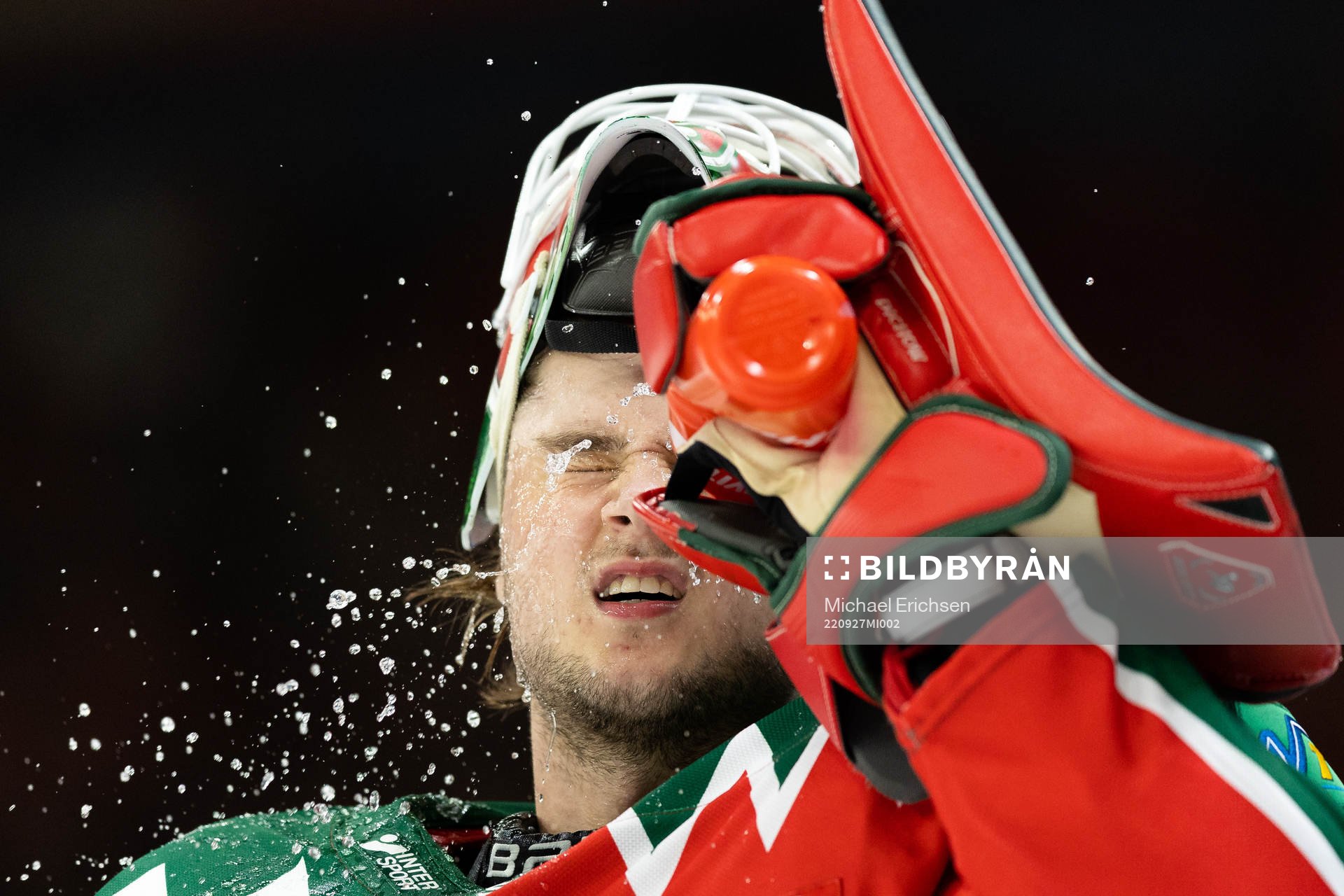 Frölundas målvakt Frederik Dichow