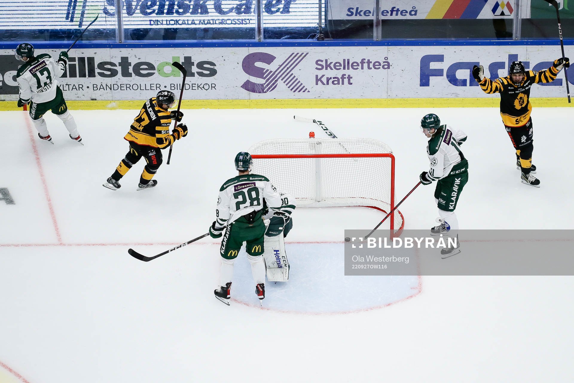 Skellefteås Axel Sandin Pellikka gör sitt första SHL mål