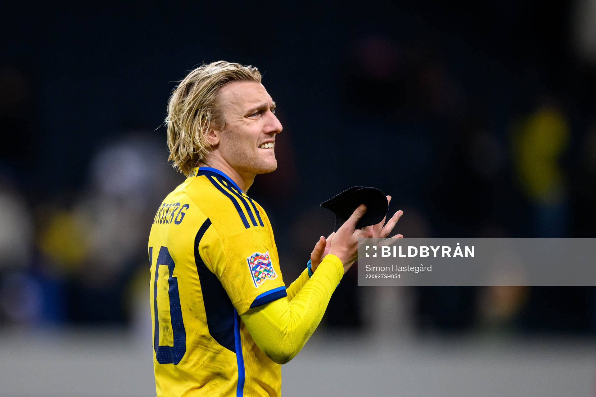 Emil Forsberg of Sweden looks dejected