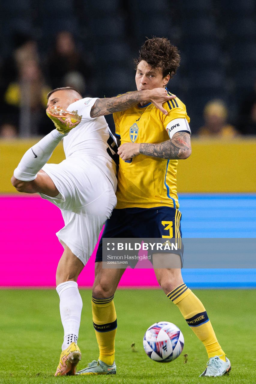 Jan Mlaker of Slovenia and Victor Nilsson Lindelöf of
