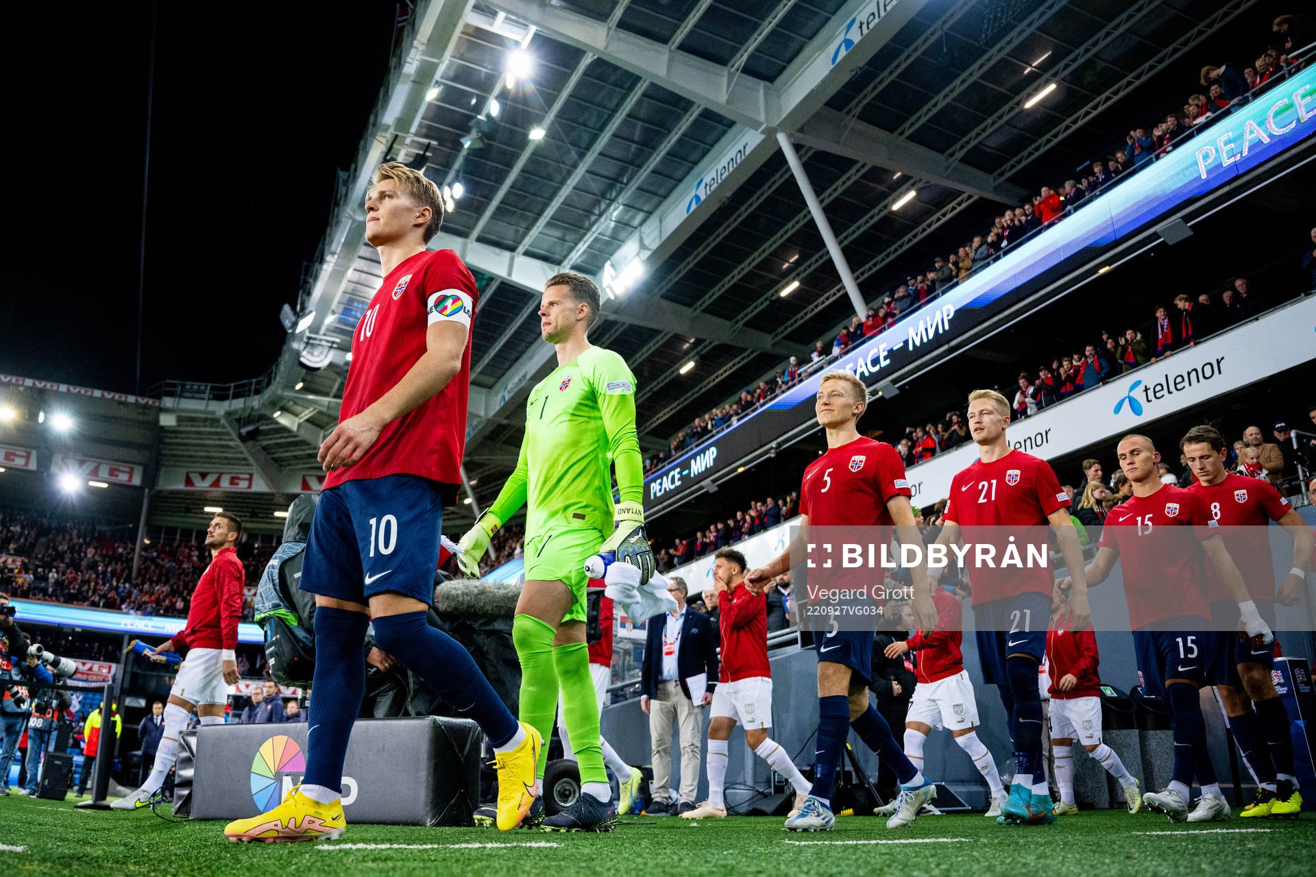 Martin Ødegaard, goalkeeper Ørjan Håskjold Nyland,