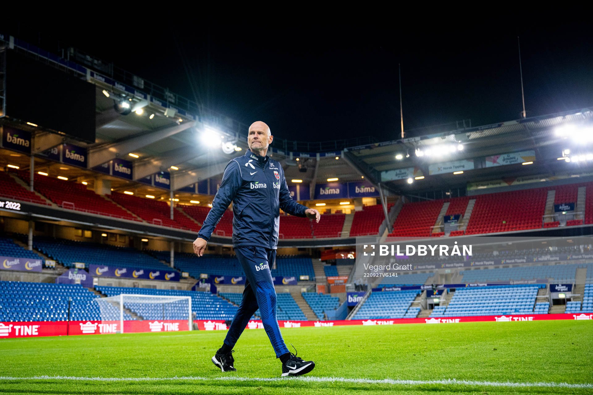 Head coach Ståle Solbakken of Norway