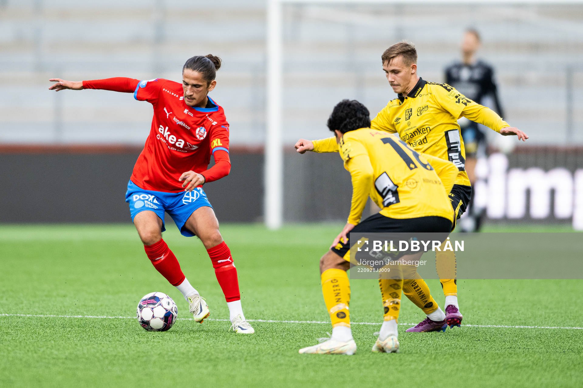 Helsingborgs Ervin Gigovic och Elfsborgs Jacob Ondrejka