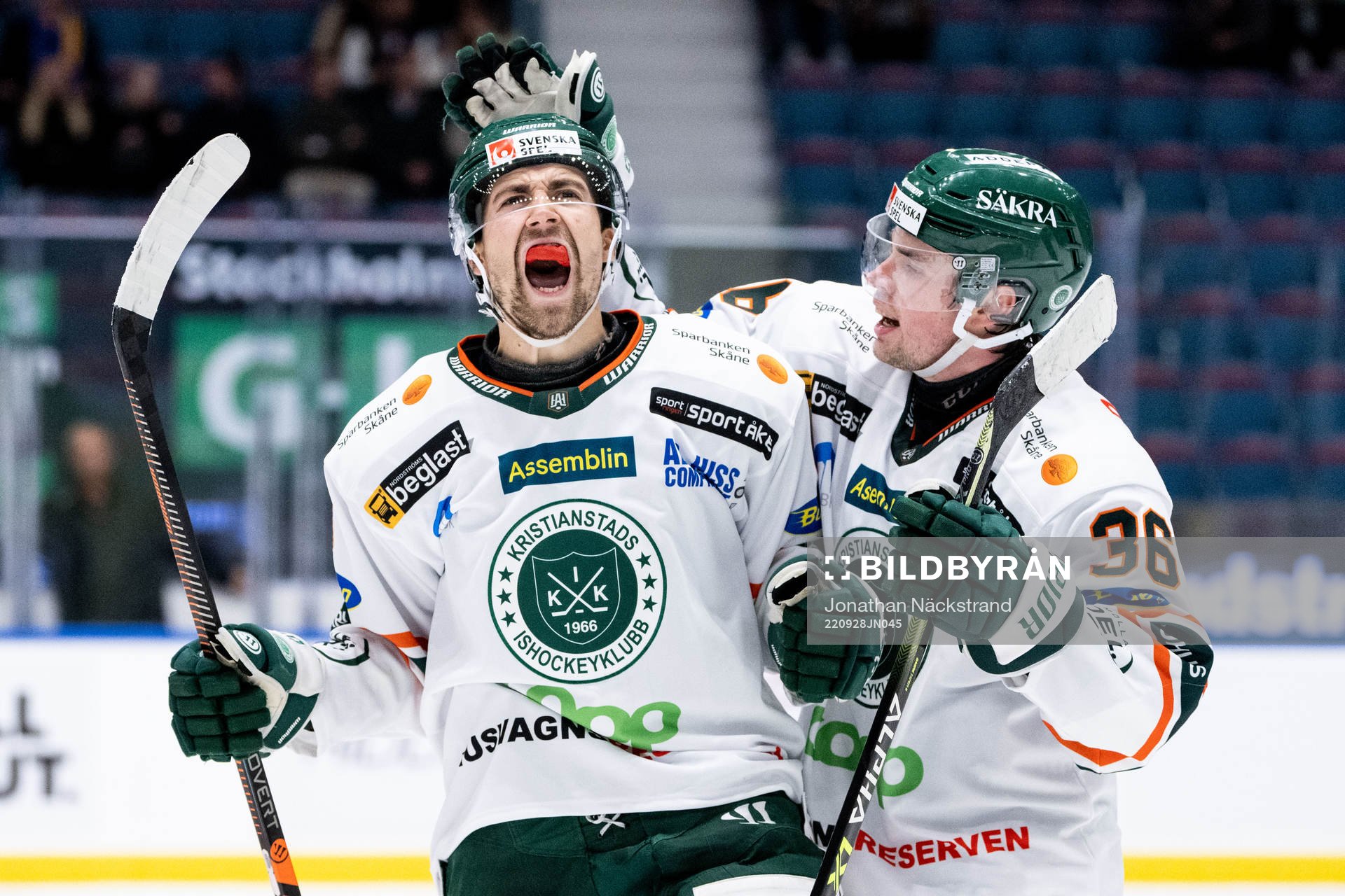 Kristianstads Robin Carlsson jublar
