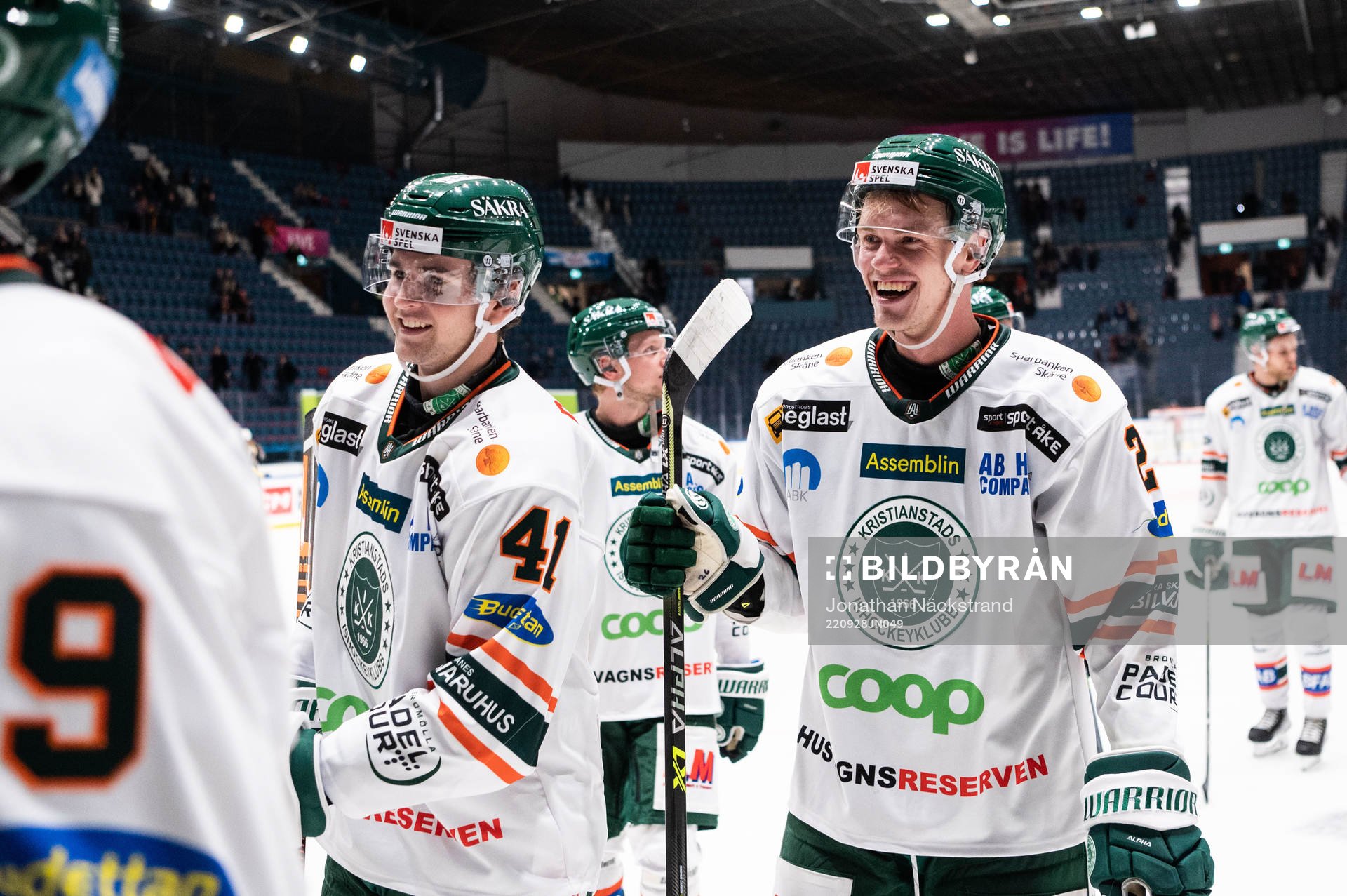 Kristianstads Melker Eriksson och Jakob Bondesson jublar