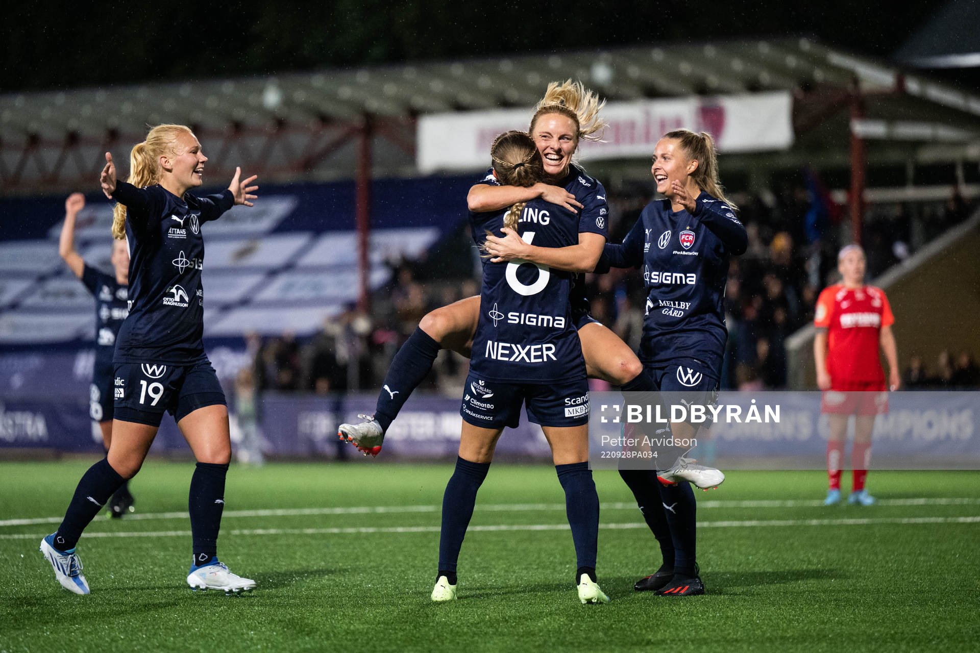 Mimmi Larsson of FC Rosengård celebrates with Ria Noora