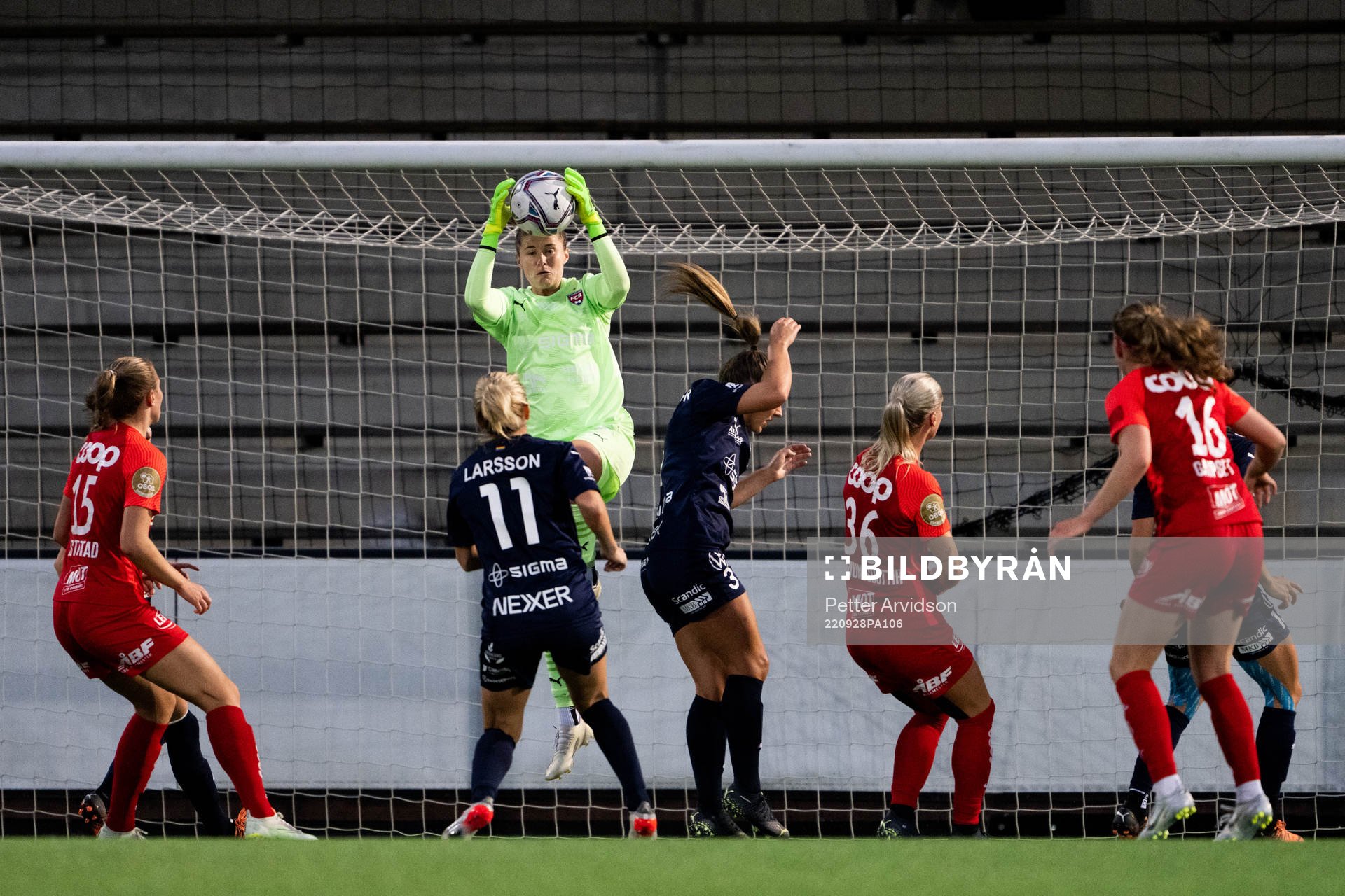Goalkeeper Teagan Micah of FC Rosengård
