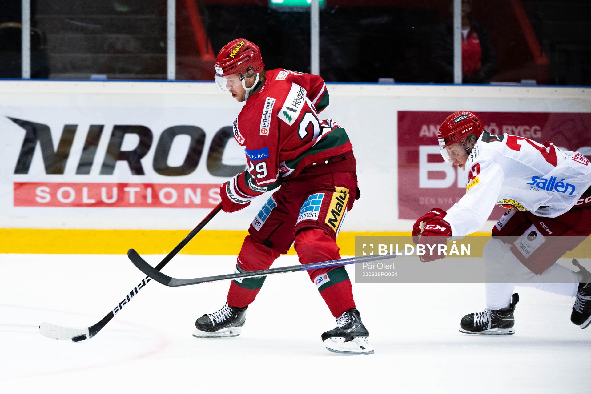 Modos Mikkel Aagaard och Almtunas Mikkel Öby Olsen