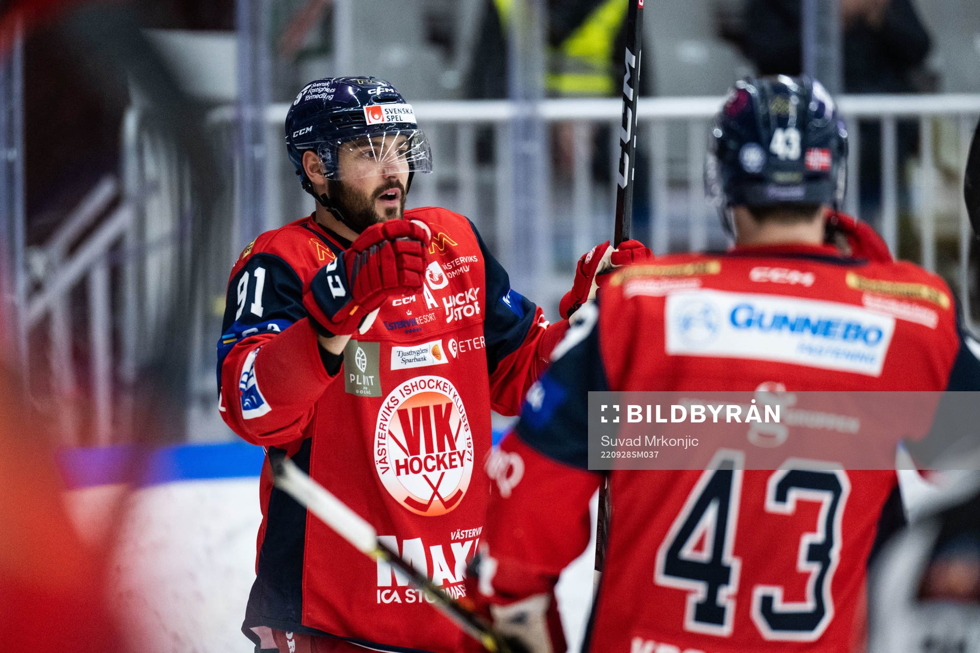 Västerviks Marcus Vela jublar