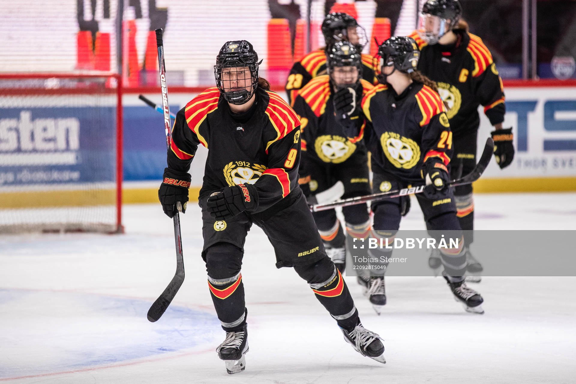 Brynäs Alena Mills jublar